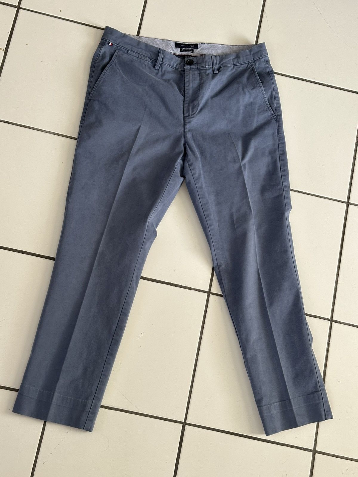 Tommy Hilfiger Tommy Hilfiger Vintage Blue Chino Pants Size US 33 - 1 Thumbnail