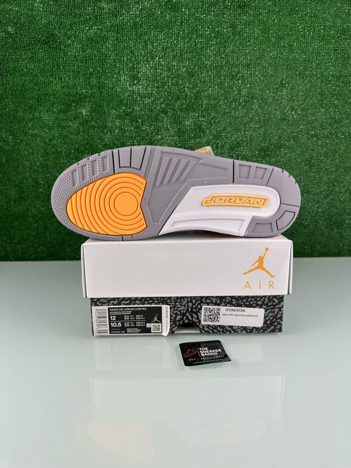 Jordan Brand Air Jordan 3 Retro Laser Orange Size 12W/10.5M Size US 10.5 / EU 43-44 - 2 Thumbnail