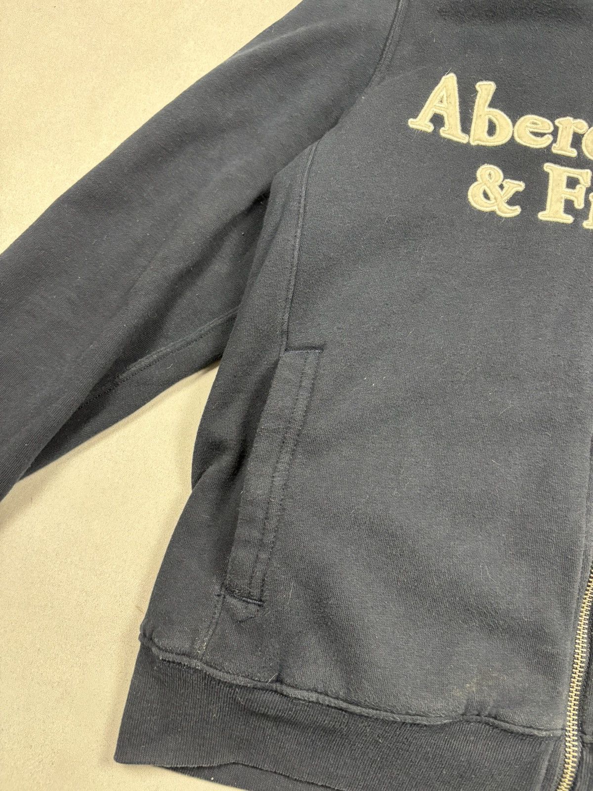 Abercrombie & Fitch Abercrombie & Fitch Fuzzy Sherpa Zip Hoodie Navy Y2K Vintage Size US M / EU 48-50 / 2 - 9 Thumbnail