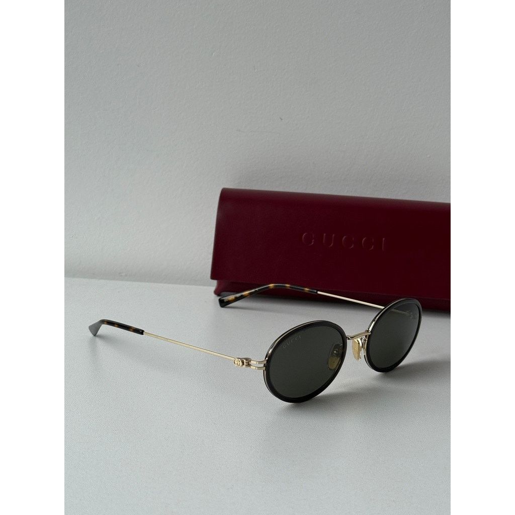 Gucci NEW Gucci GG1980S 001 Black Gold Oval Sunglasses $545 Size ONE SIZE - 3 Thumbnail