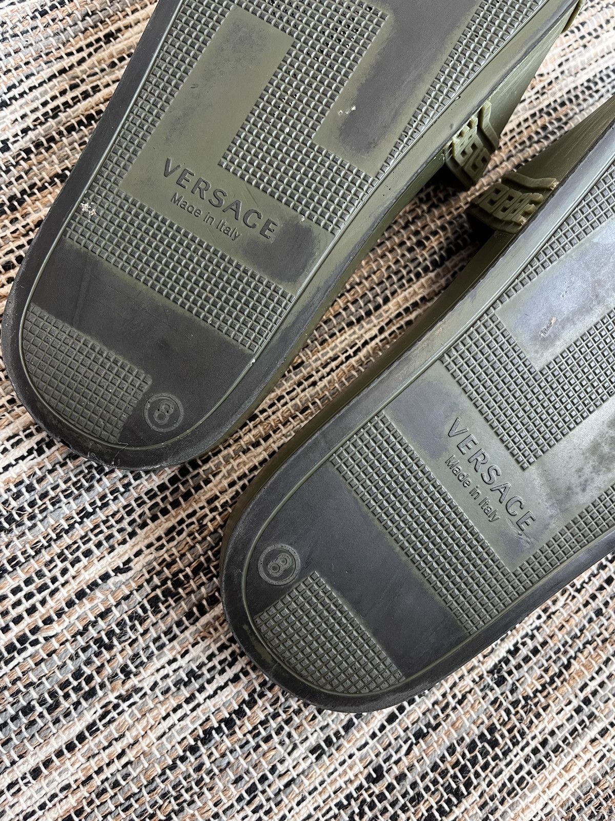 Versace VERSACE PALAZZO SLIDERS GREEN LUXURY MINIMALISTIC Size US 8 / EU 41 - 11 Thumbnail