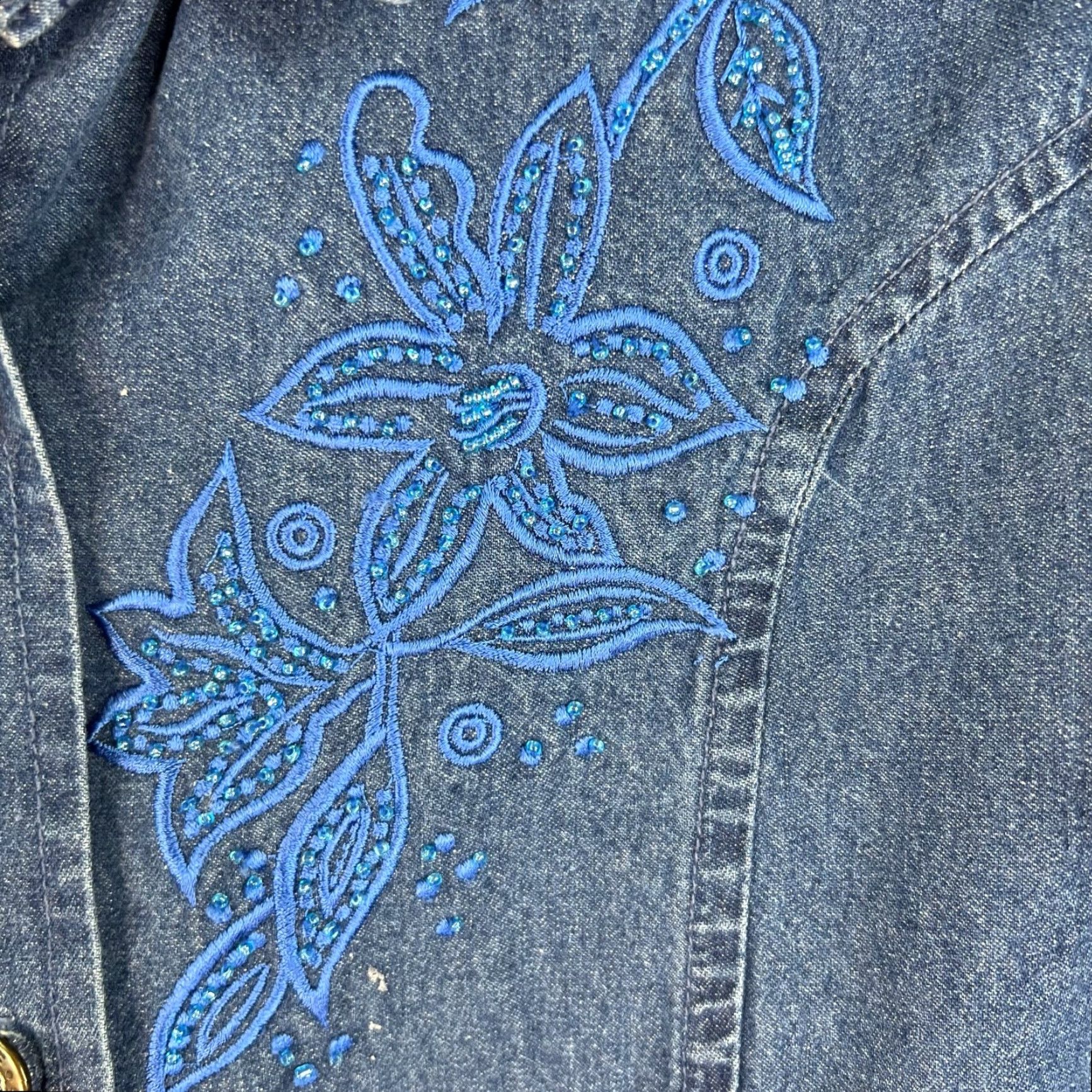 Denime VINTAGE Jane Ashley Denim Button-Up Jean Top Womens Size L Blue Floral Short Sleeve 80s 90s Size L / US 10 / IT 46 - 2 Thumbnail