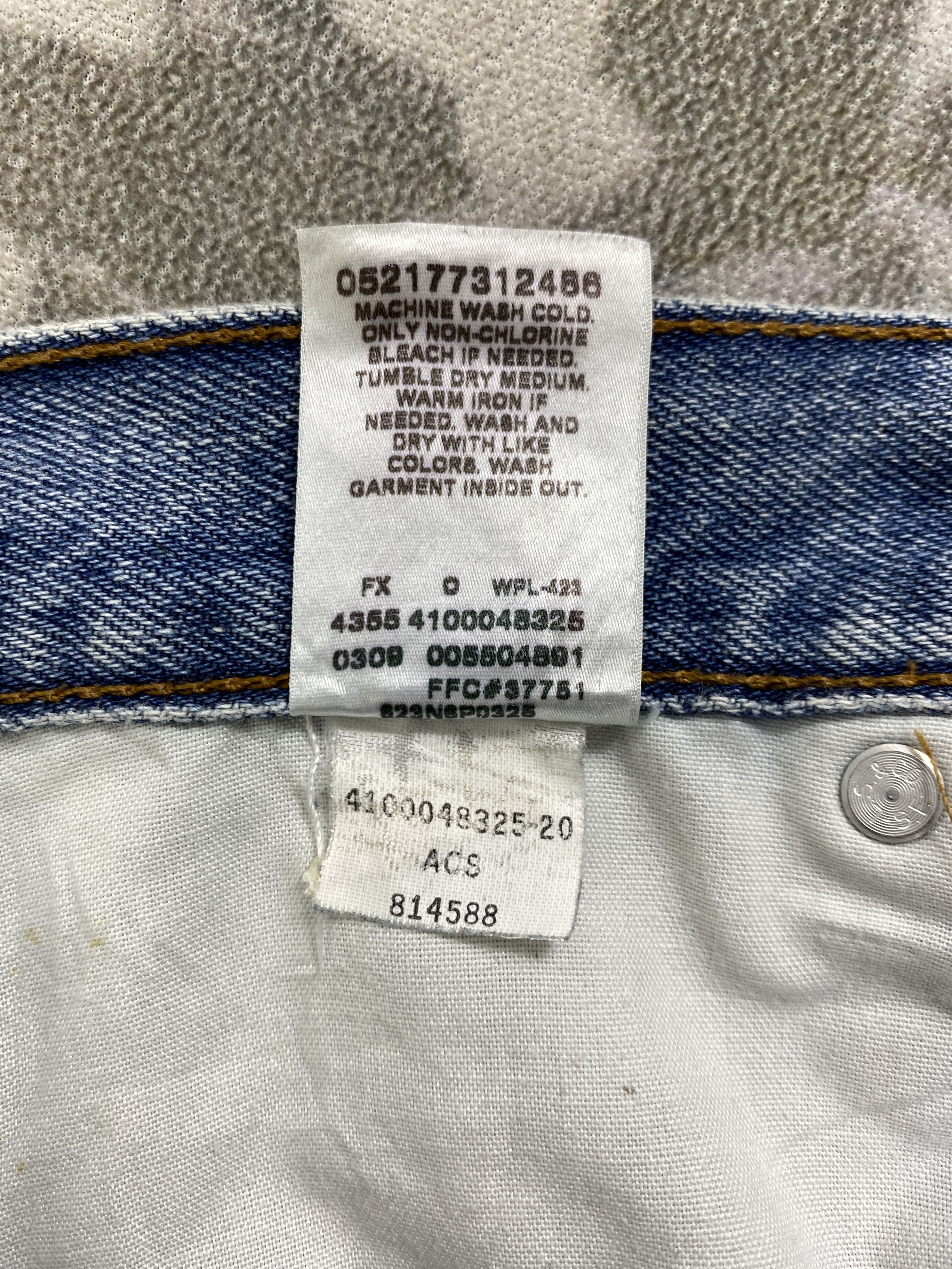 Vintage Light Blue Wash Vintage Levi's 550 36x32 Denim -JN2121 Size US 36 / EU 52 - 11 Thumbnail
