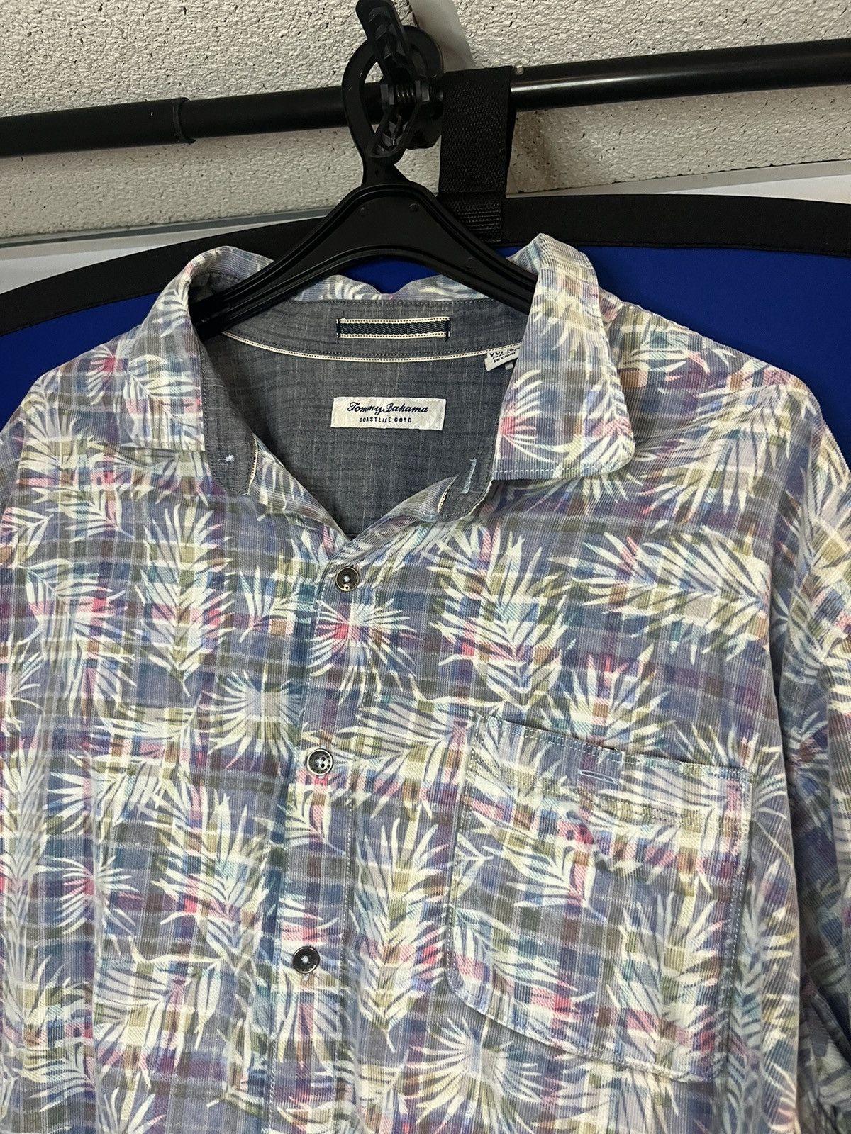 Tommy Bahama Tommy Bahama Corduroy Long Sleeve Button Up / XXL Size US XXL / EU 58 / 5 - 2 Thumbnail