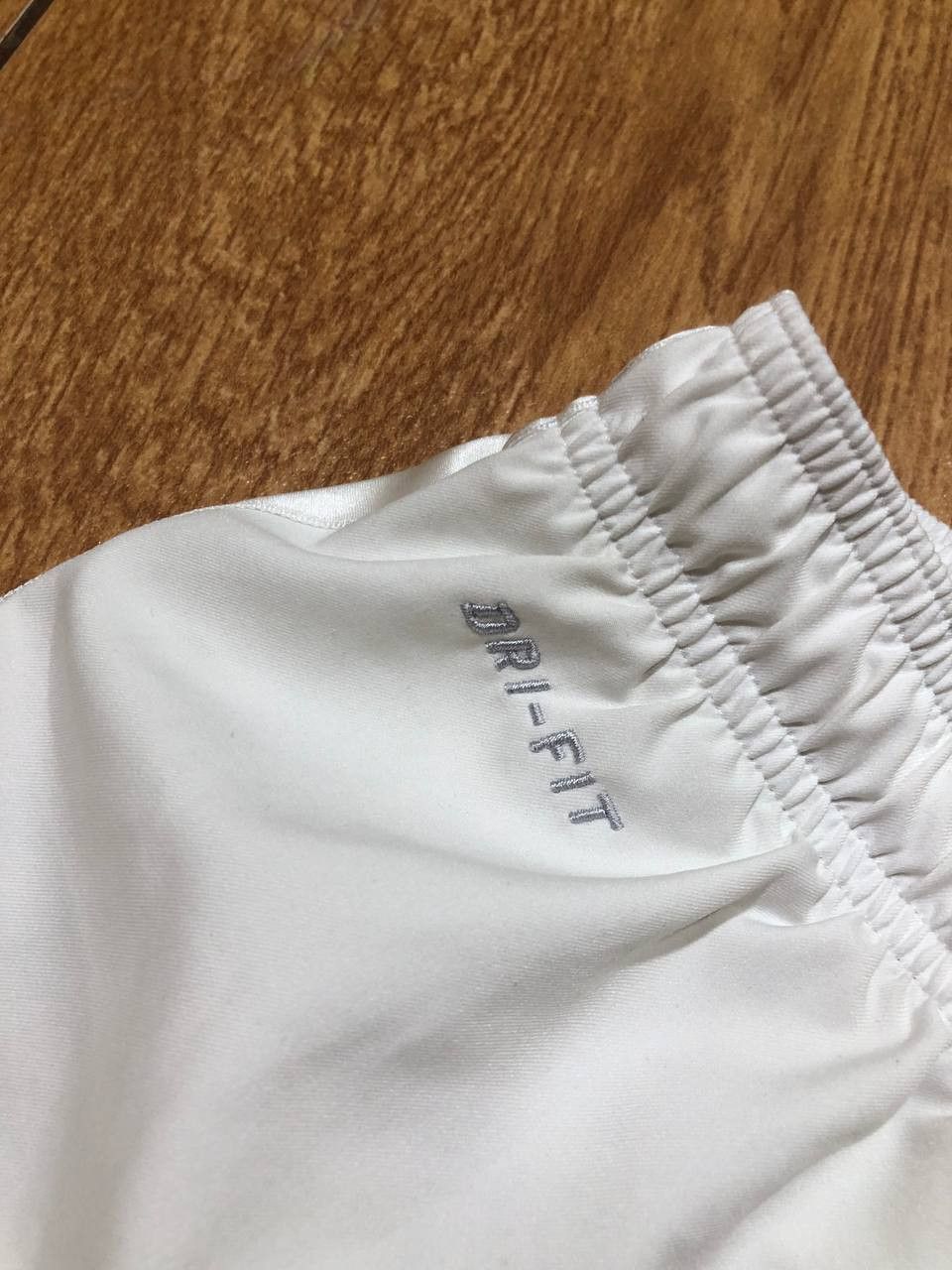 Nike shorts logo NIKE ENGLAND football Vintage Y2K size XL Size US 36 / EU 52 - 5 Thumbnail