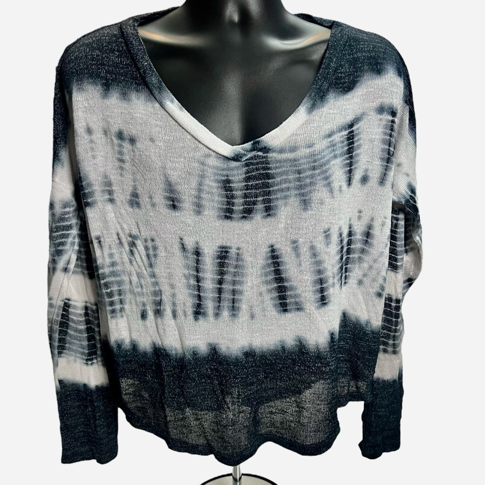 Aeropostale Aeropostale Women’s Tie-Dye Lightweight XL Sweater V-Neck Size XL / US 12-14 / IT 48-50 - 1 Thumbnail