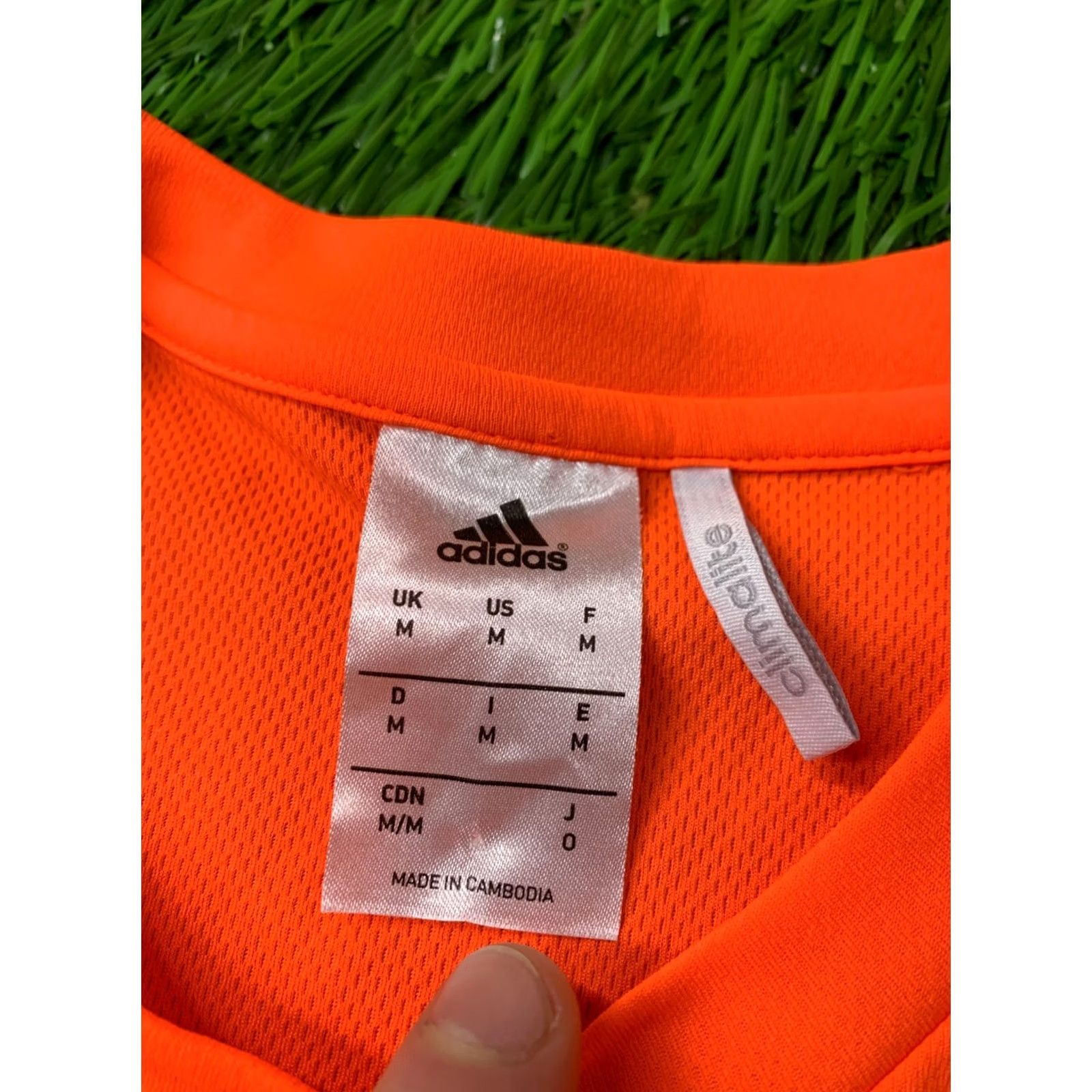Adidas ADIDAS PERFORMANCE FOOTBALL SHIRT JERSEY M Black and Orange Mens 2015 Estro Classic Football Shirt Size US M / EU 48-50 / 2 - 5 Thumbnail