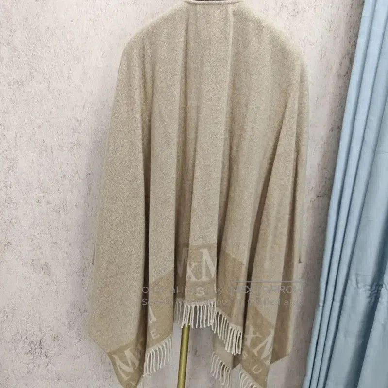 Max Mara MaxMara Beige Wool Long Coat for Women . Size XL / US 12-14 / IT 48-50 - 2 Thumbnail