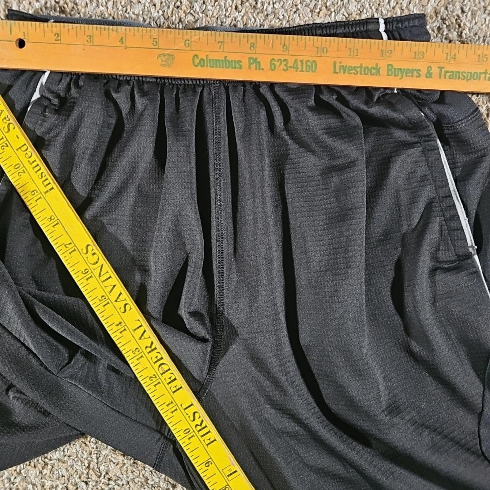 Nike Iowa Football Dri-Fit M Shorts Size ONE SIZE - 5 Thumbnail