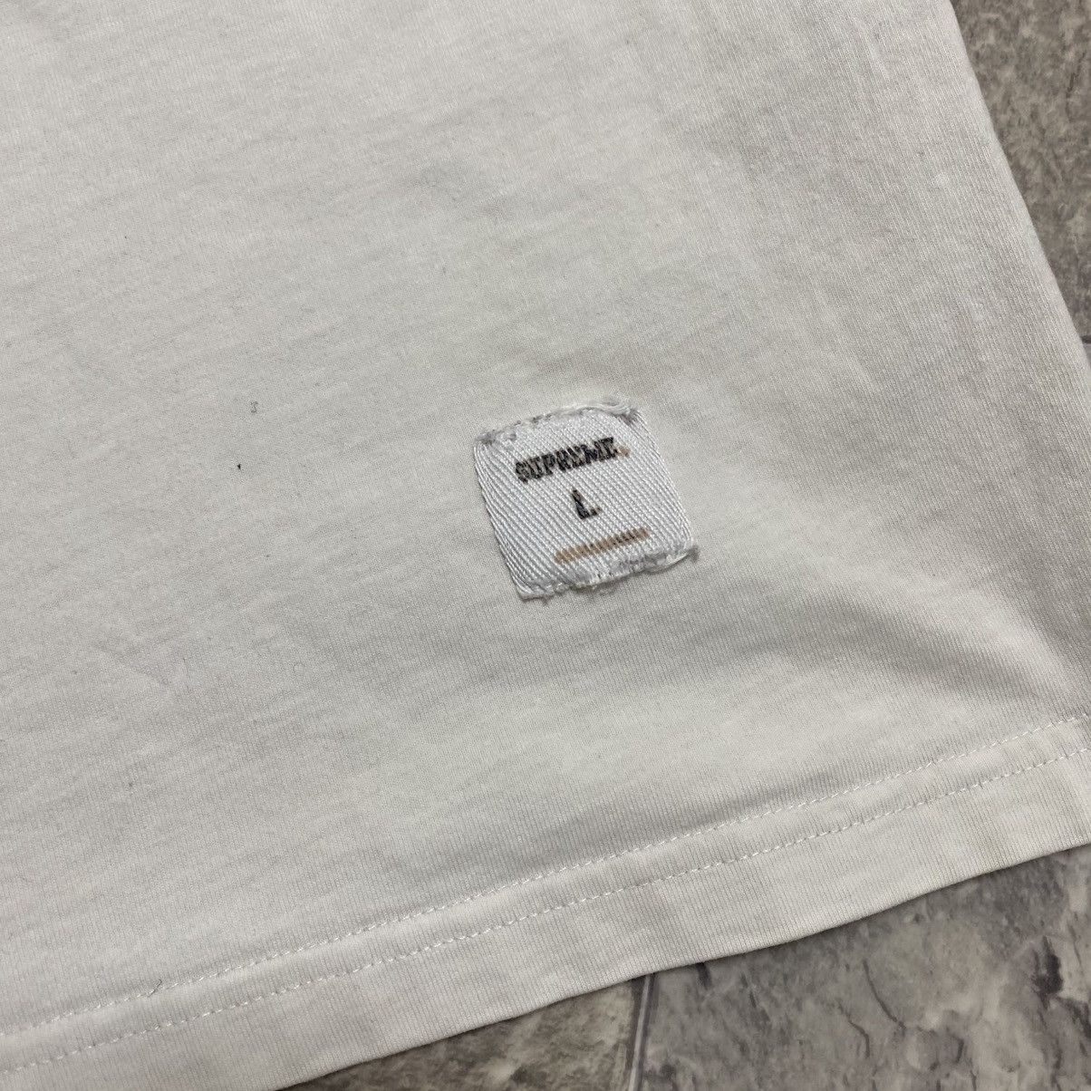 Supreme Supreme T-Shirt Big Logo White Size L Size US L / EU 52-54 / 3 - 5 Thumbnail