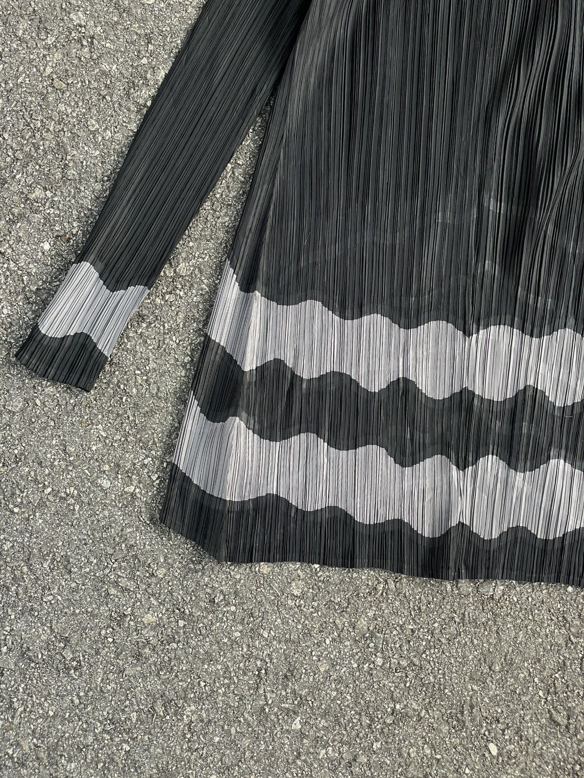 Pleats Please Issey Miyake Pleated Cardigan By Koibito Misaki Size M / US 6-8 / IT 42-44 - 10 Thumbnail