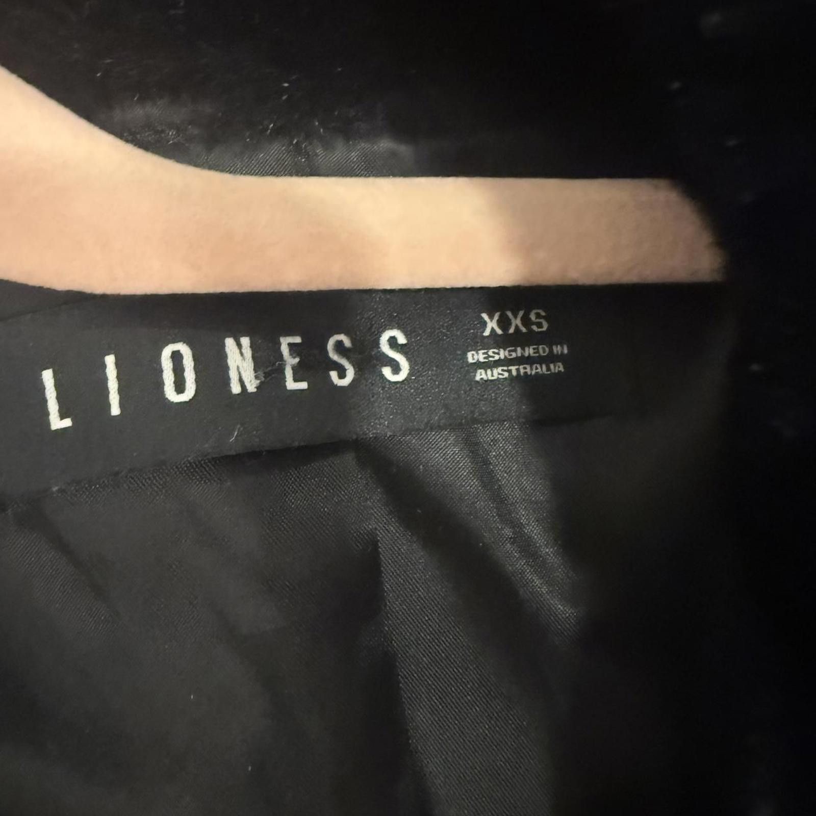Lioness Lioness Long leather trench with fur details! Size XS / US 0-2 / IT 36-38 - 5 Thumbnail