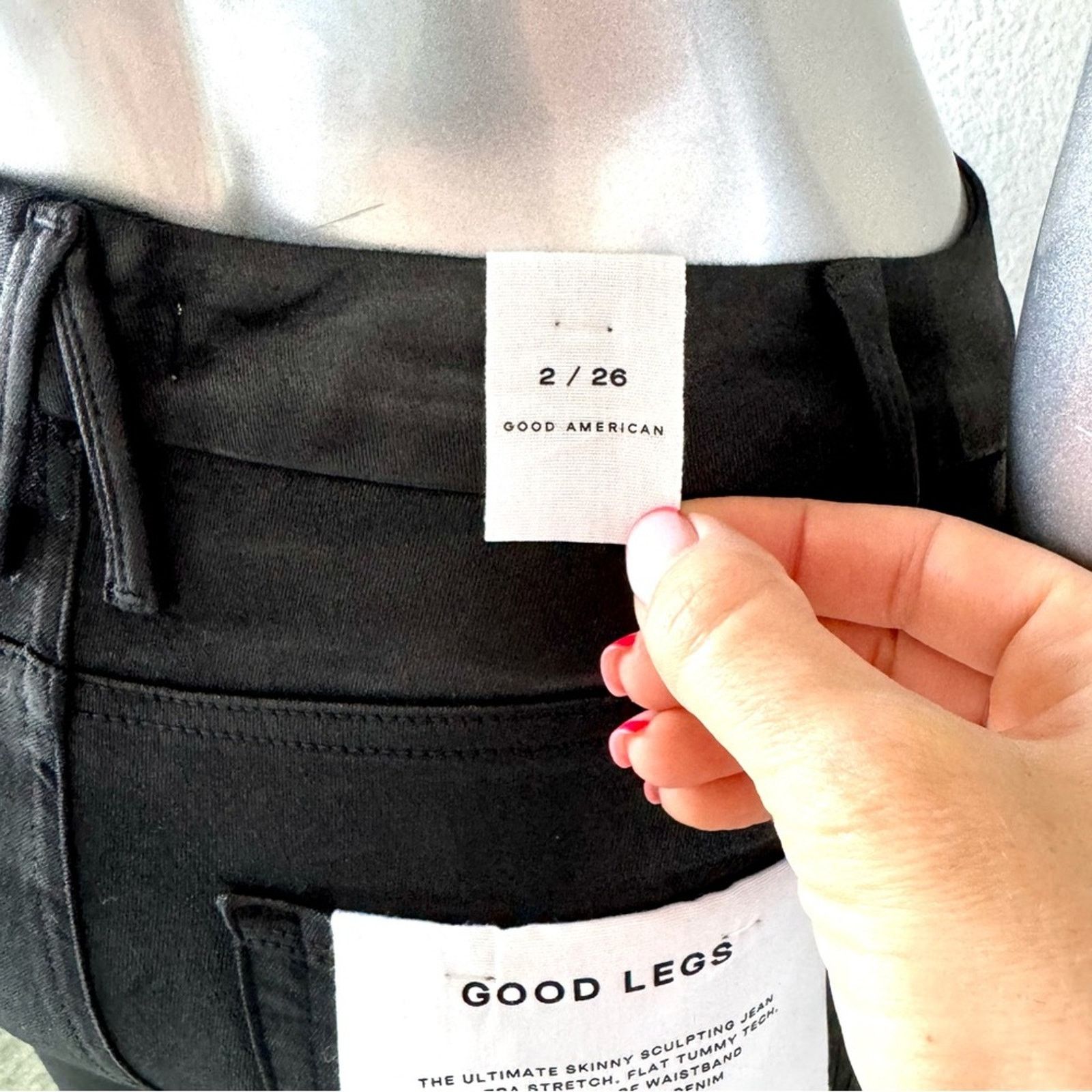 Good American NWT! Good American Black Jeans, Size 2/26 Size 26" / US 2 / IT 38 - 5 Thumbnail