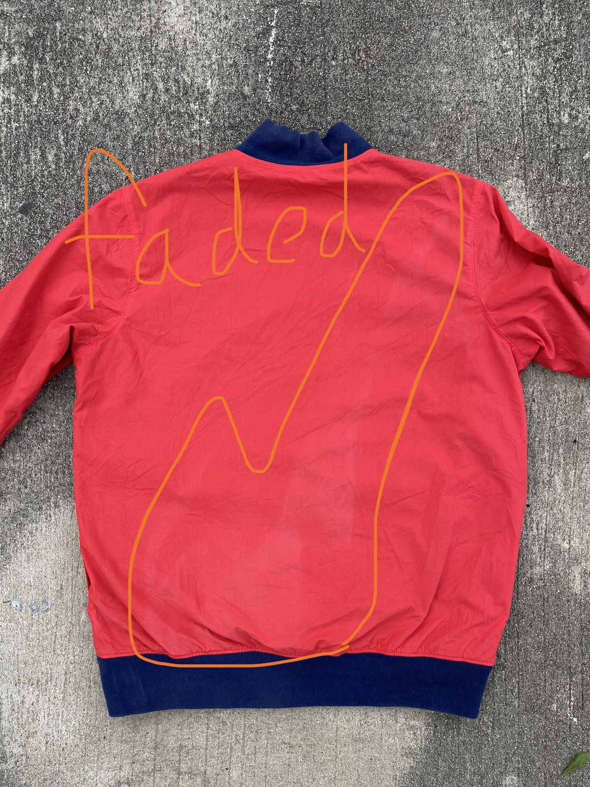 Nike Vintage FCB Nike Swoosh Windbreaker Jacket Size US L / EU 52-54 / 3 - 19 Thumbnail