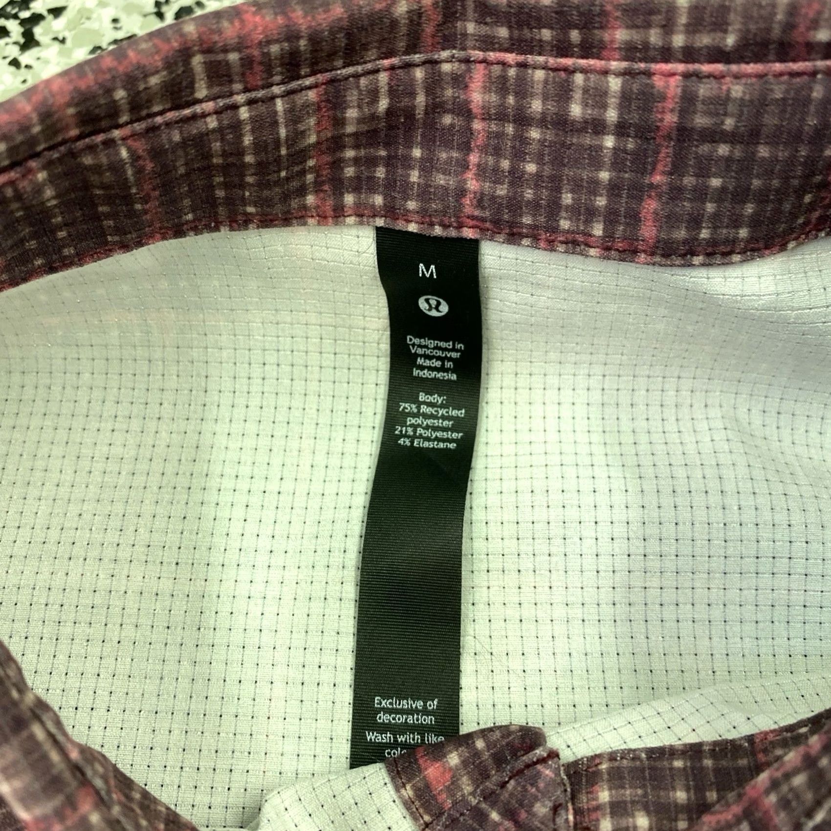 Lululemon Lululemon Shirt Mens Medium Purple Button Up Long Sleeve Stretch Casual Size US M / EU 48-50 / 2 - 3 Thumbnail