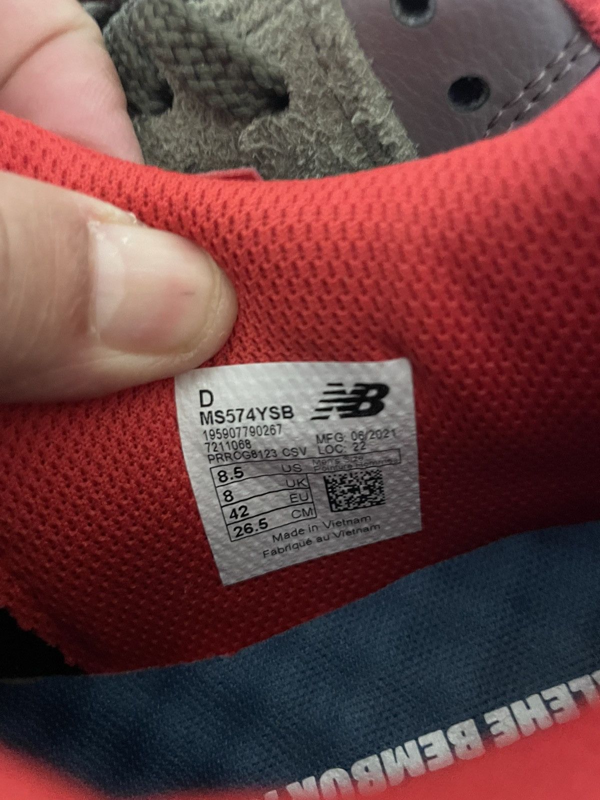 New Balance × Salehe Bembury YURT 574 Size US 8.5 / EU 41-42 - 9 Thumbnail