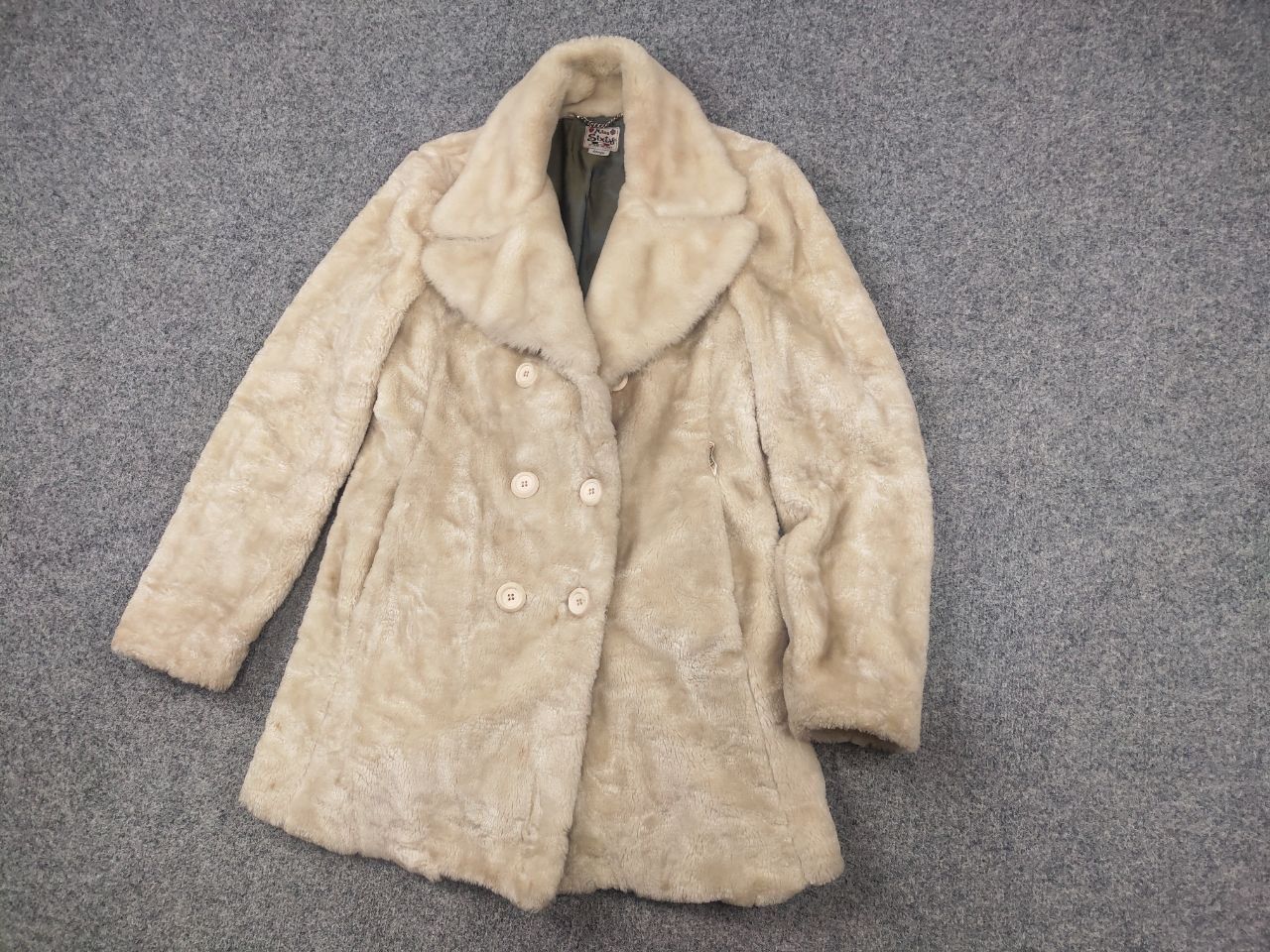 Miss Sixty Vintage Y2K Miss Sixty double-breasted coat Fur Jacket LGB Size L / US 10 / IT 46 - 3 Thumbnail