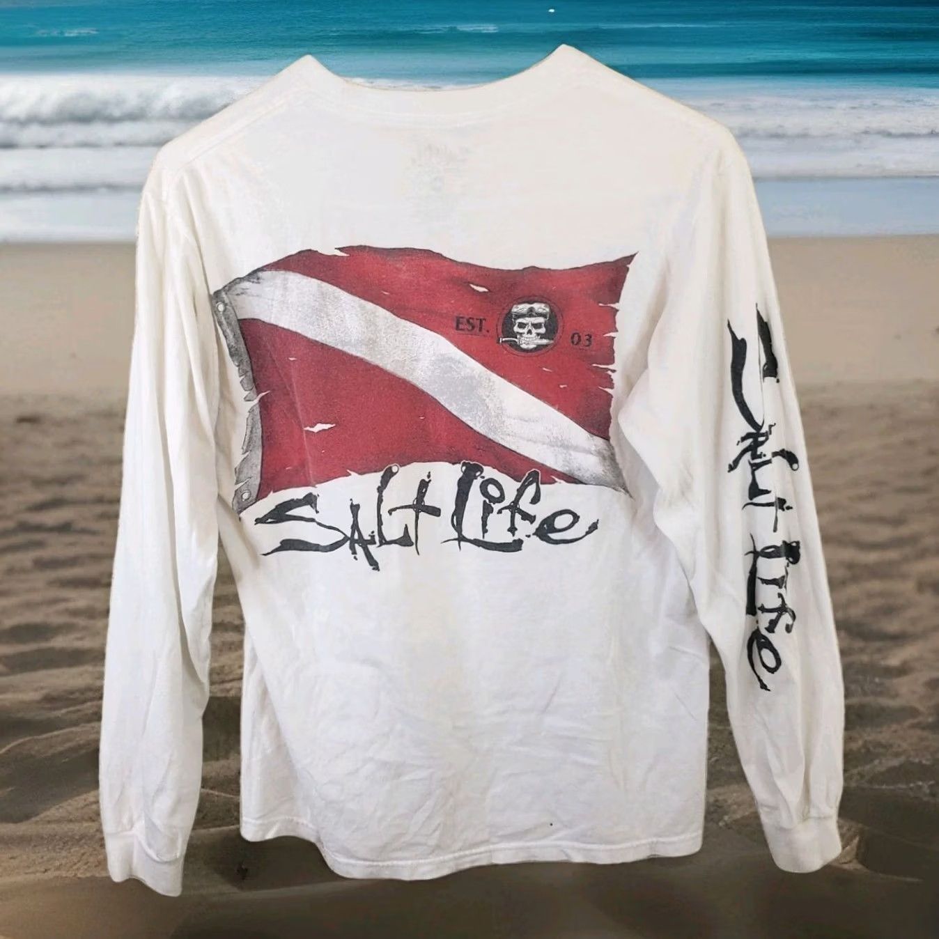 Vintage Salt Life Live Salty Men's S White Dive Flag Pirate Graphic Logo T-Shirt Size US S / EU 44-46 / 1 - 2 Thumbnail