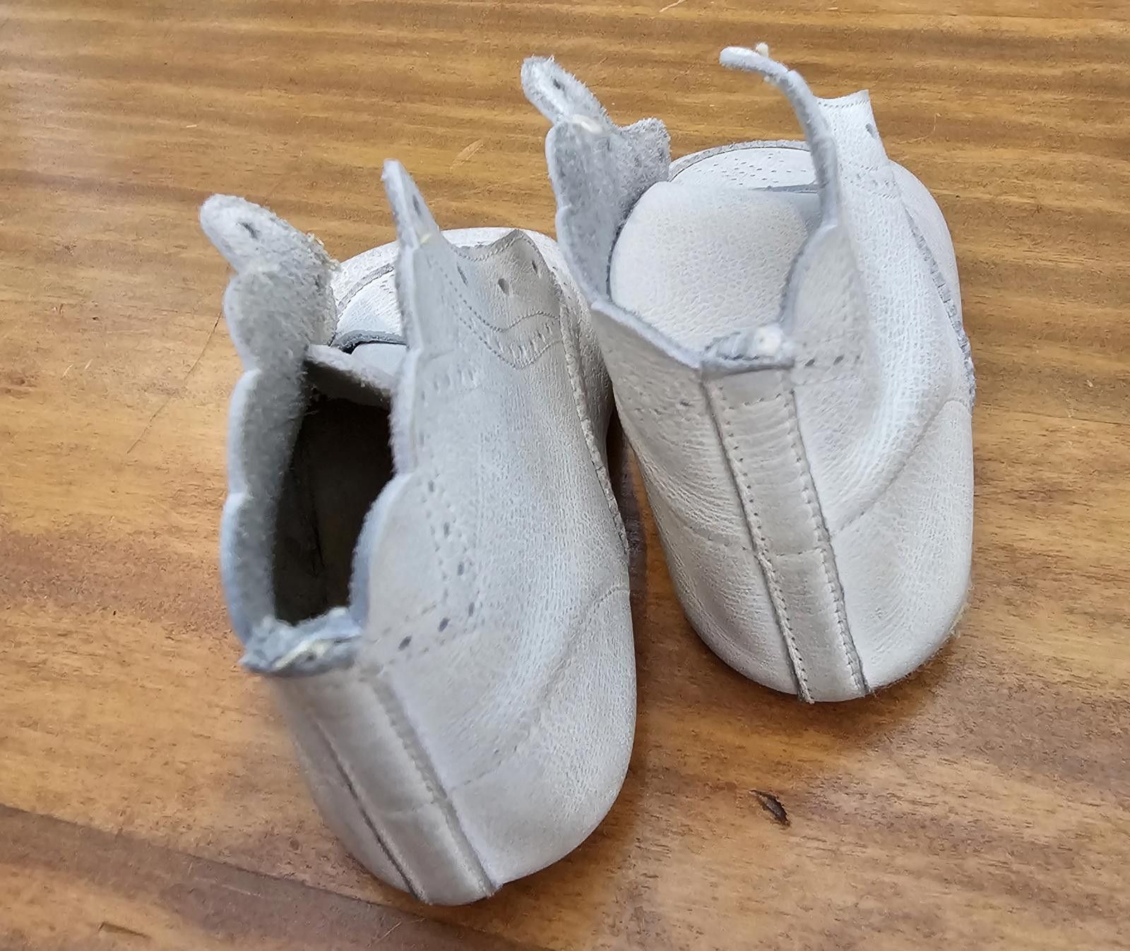 Other Charming Vintage Leather Booties for Infants Moccasins Size ONE SIZE - 3 Thumbnail