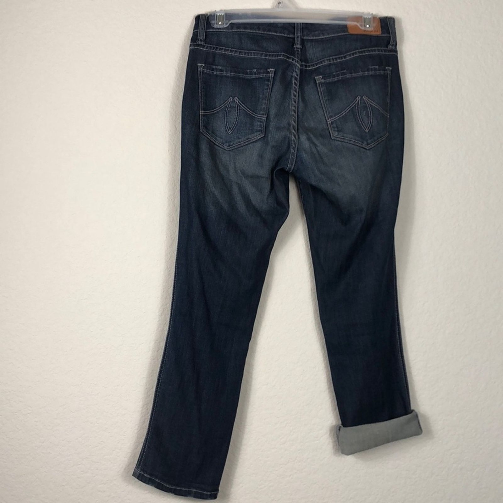 Other Level 99 distressed slouchy boyfriend jean cropped sz 26 Size 26" / US 2 / IT 38 - 3 Thumbnail