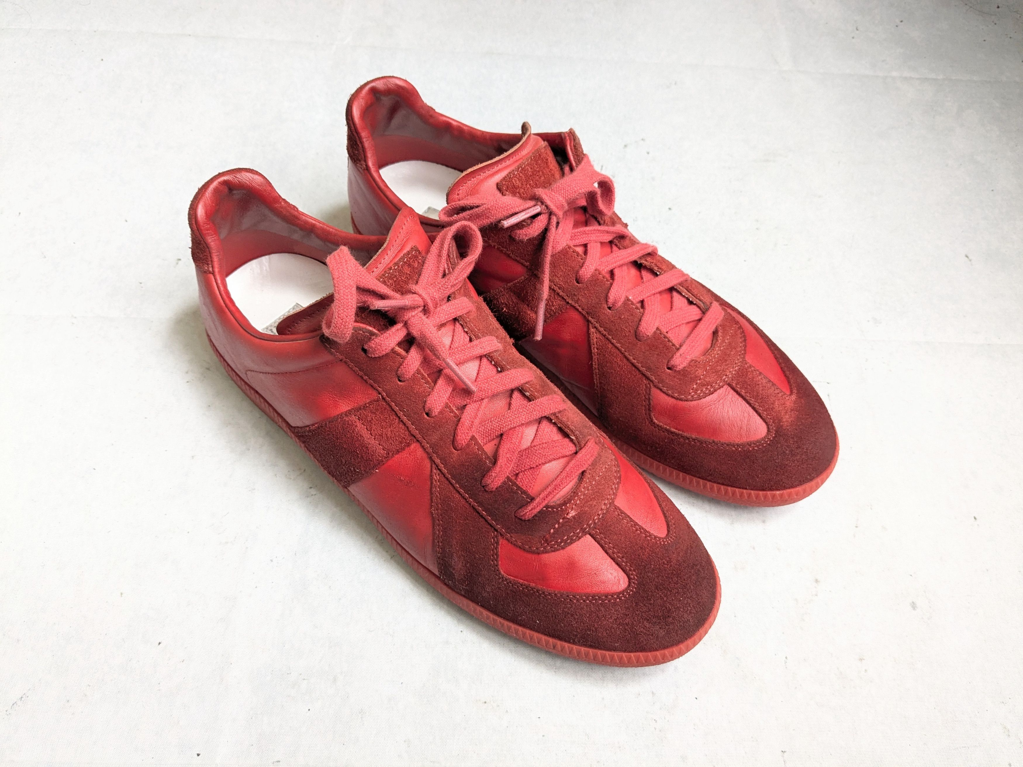 Maison Margiela Maison Margiela Replica GAT Red 10.5 43.5 Low Tops Size US 10.5 / EU 43-44 - 4 Thumbnail