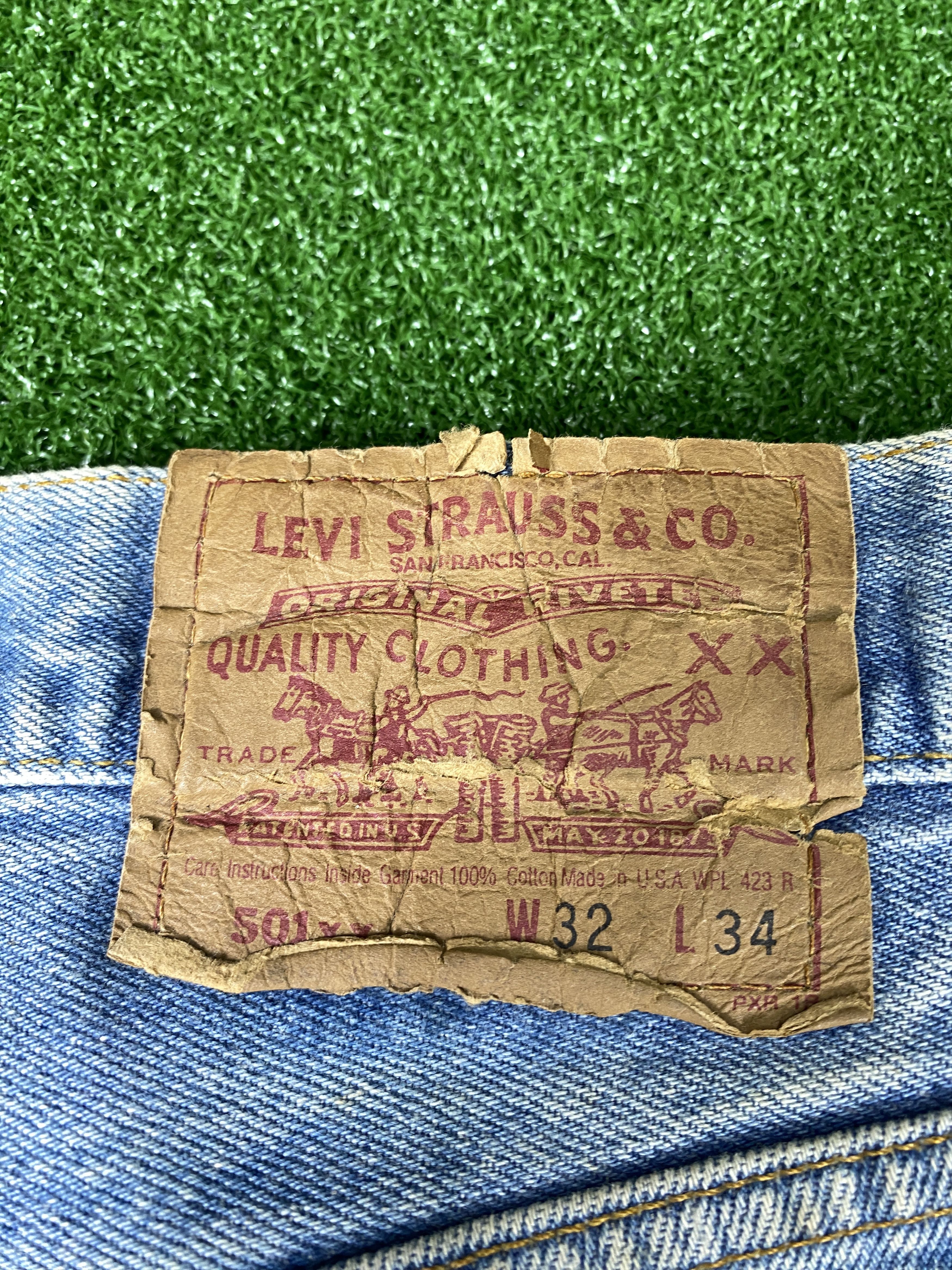 Levi's Vintage Levi's 501 Straight Cut Faded Mid Wash Jeans CP0053 Size US 30 / EU 46 - 8 Thumbnail