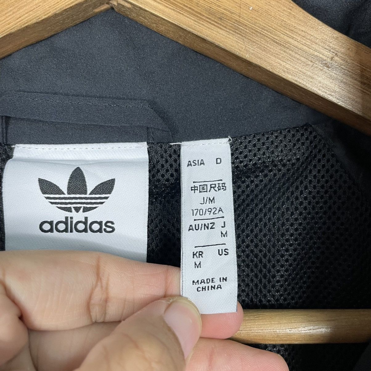 Adidas Adidas Three Stripes Zipper Jacket Size US M / EU 48-50 / 2 - 17 Thumbnail