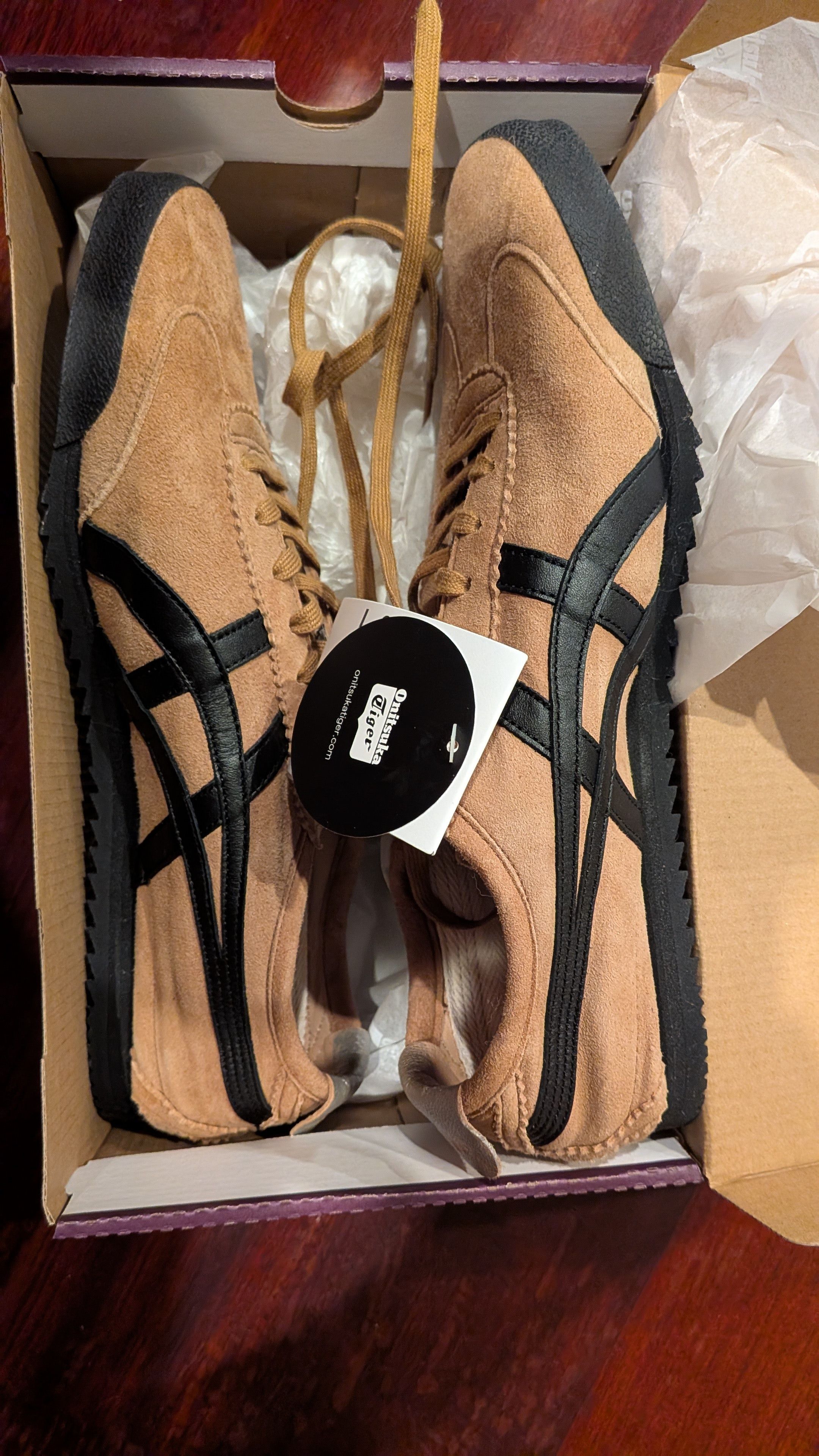 Onitsuka Tiger Onitsuka Tiger MEXICO 66 DELUXE 1181A507.203 Size US 11 / EU 44 - 2 Thumbnail