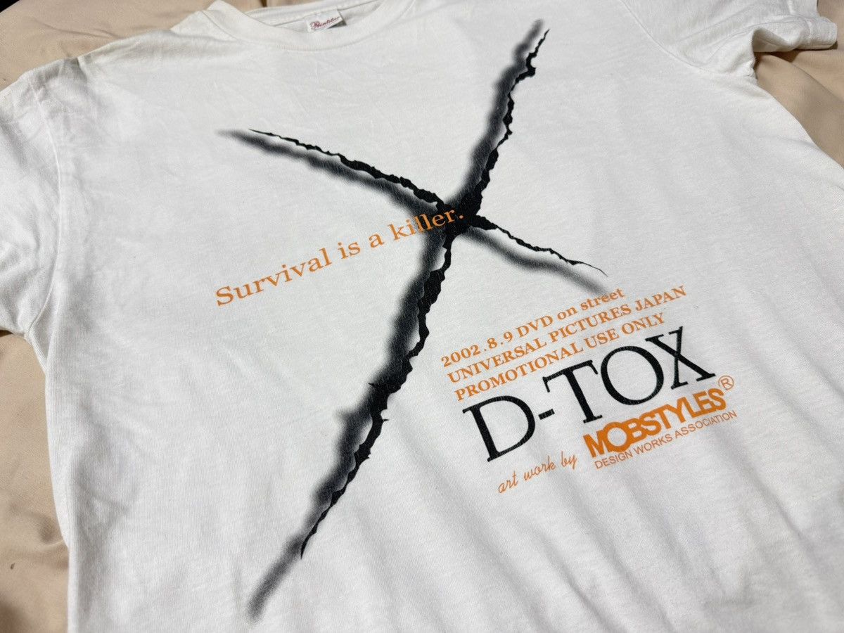 Vintage Vintage 2000s D-Tox Stallone T Shirt Film Size US L / EU 52-54 / 3 - 3 Thumbnail