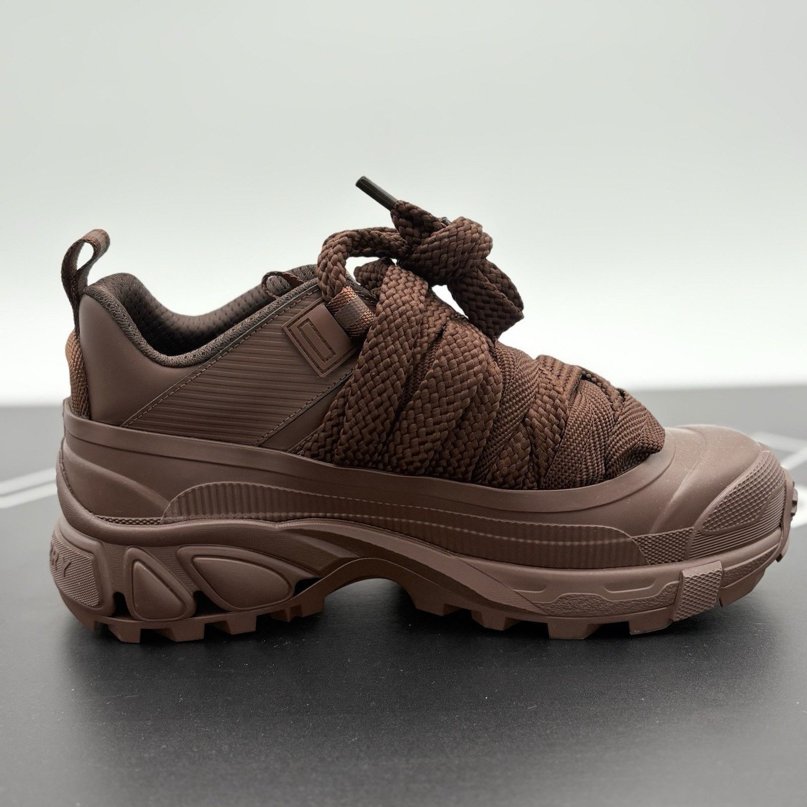 Burberry Burberry Arthur Low-Top ' Deep Earth Brown ' | TRIED ON! Size US 7 / EU 40 - 10 Thumbnail