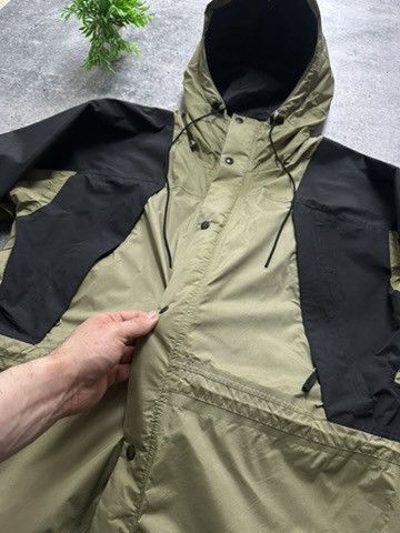 The North Face Vintage The North Face Gore-Tex Ski Outdoor Hiking Jacket Size US L / EU 52-54 / 3 - 6 Thumbnail