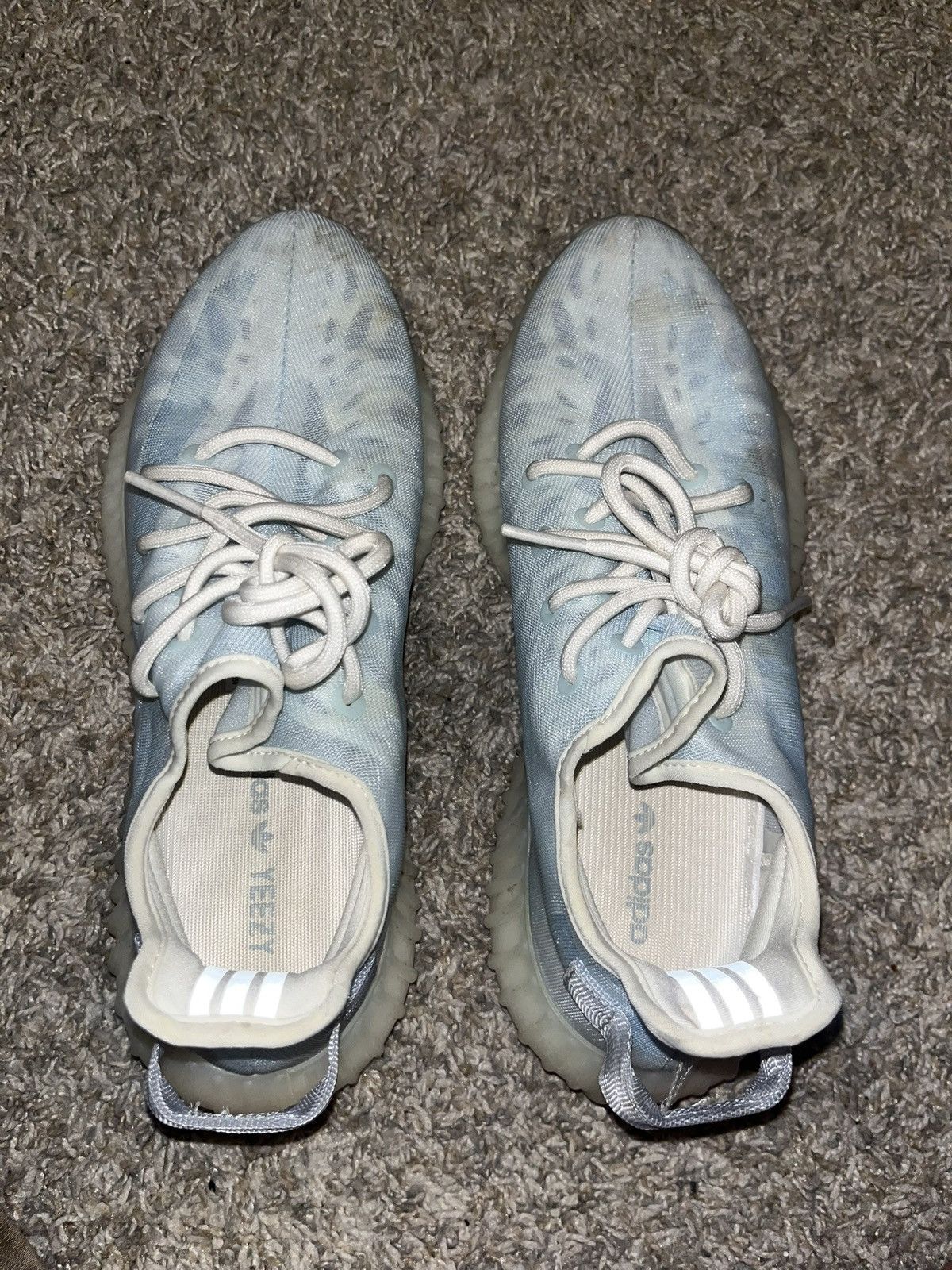 Adidas Yeezy 350 V2 Mono Ice Men Size 10.5 US GW2869 Size US 10.5 / EU 43-44 - 3 Thumbnail