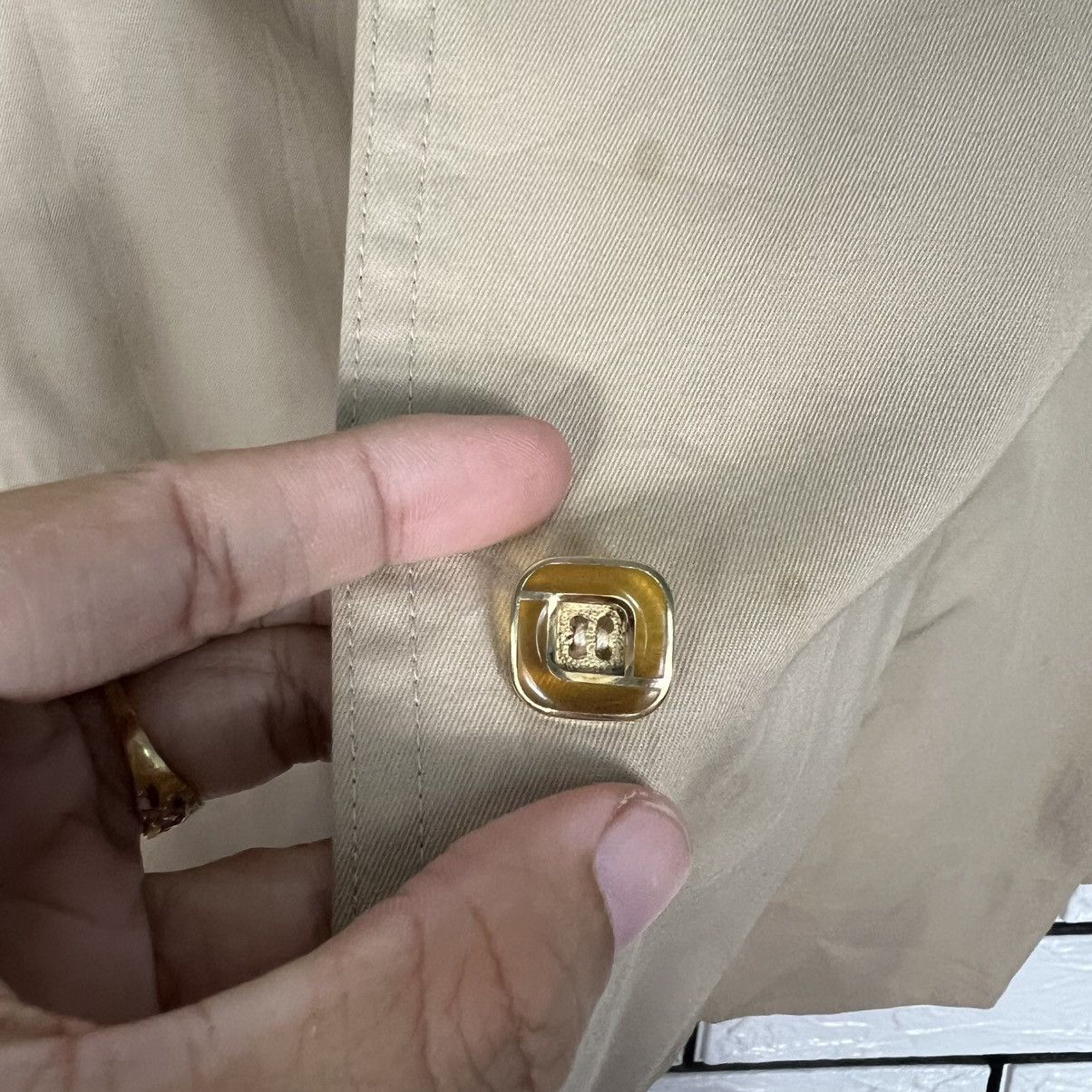 Yves Saint Laurent Vintage 90s YVES SAINT LAUREN Button Shirt Jacket #4049-C184 Size S / US 4 / IT 40 - 10 Thumbnail