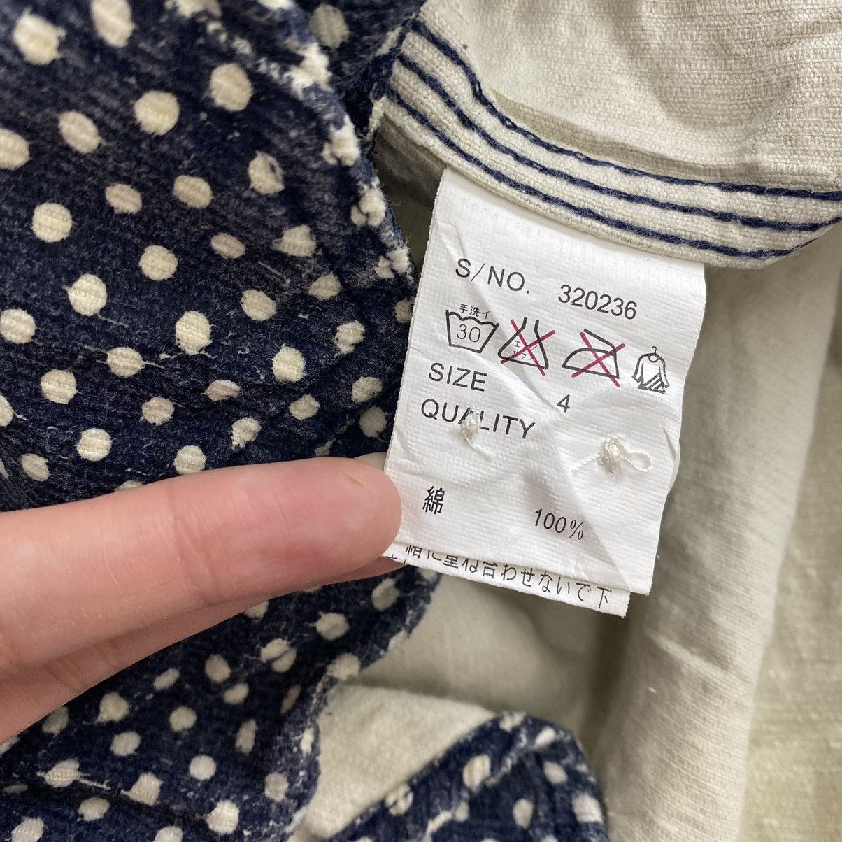 go slow caravan GO SLOW CARAVAN Seven Seas Japanese Brand Polca Dot ButtonUp Size US L / EU 52-54 / 3 - 5 Thumbnail