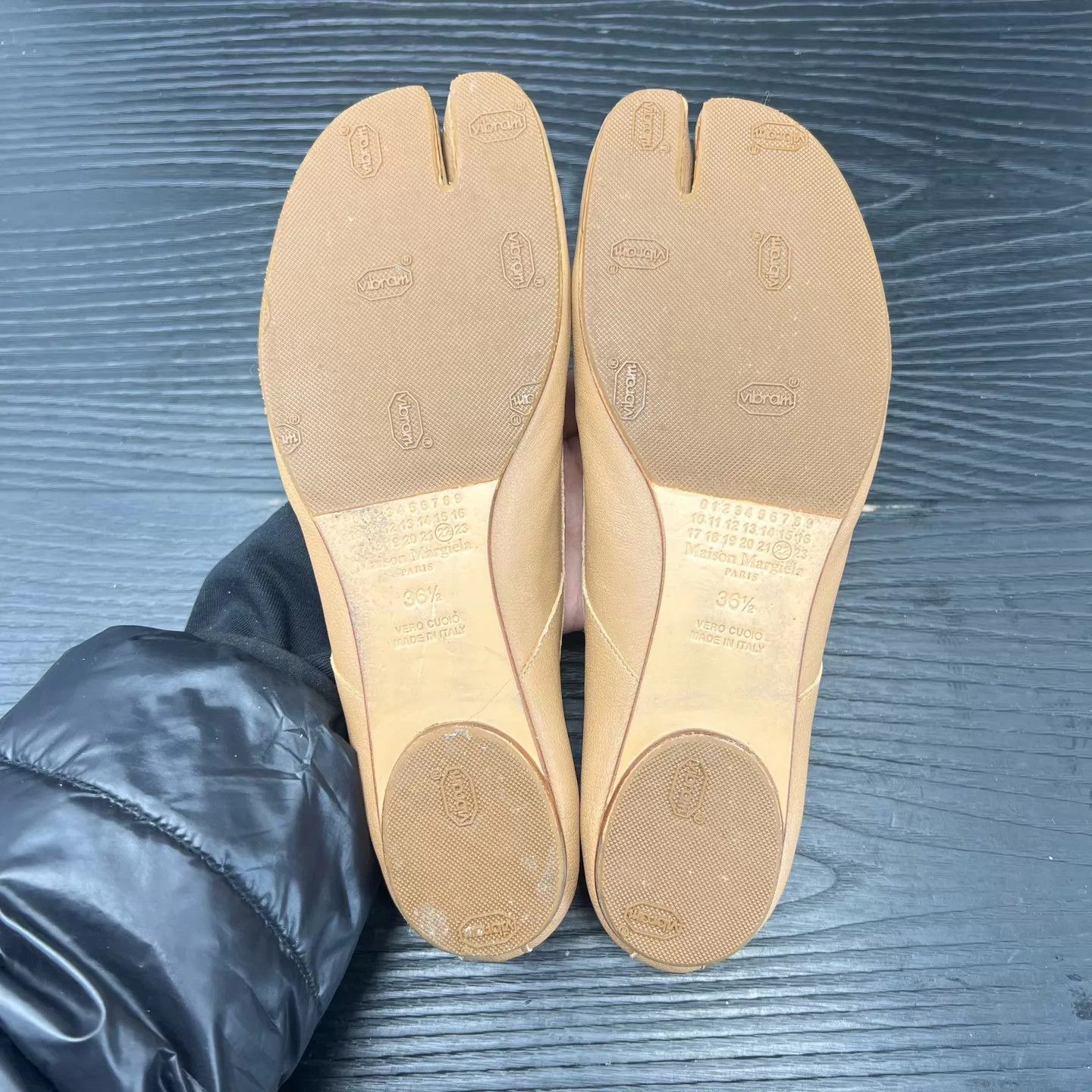 Maison Margiela Maison Margiela Tabi brown ballet flats 36.5 worn, re-soled Size US 6 / IT 36 - 7 Thumbnail