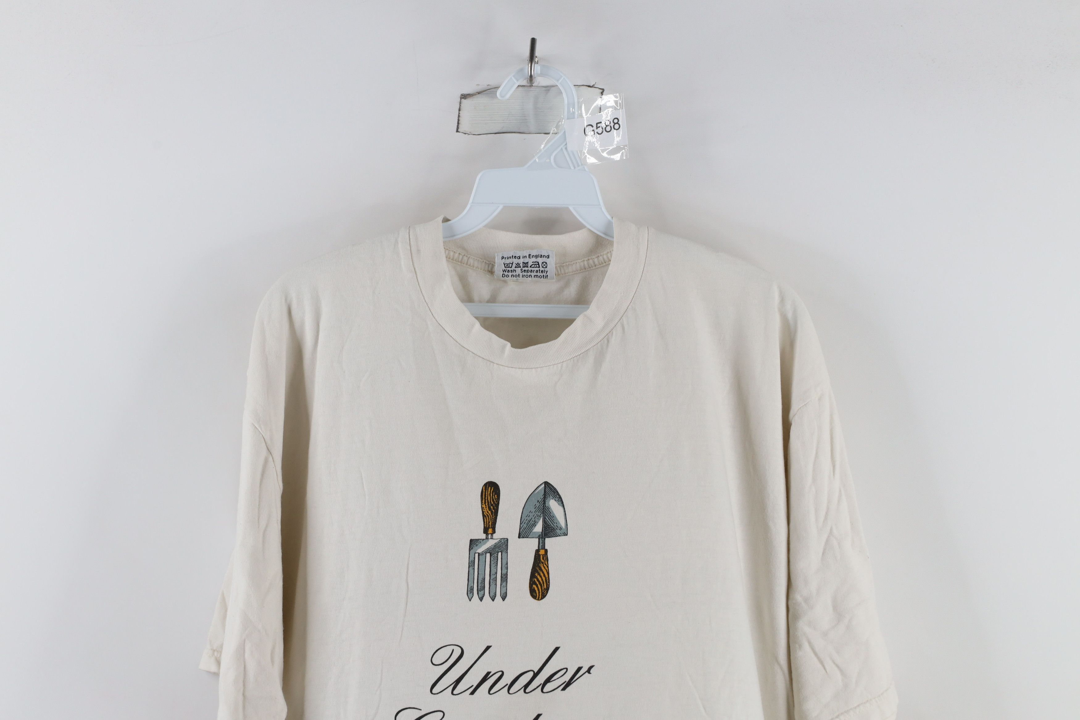 Vintage Vintage 90s Streetwear Spell Out Under Gardener T-Shirt Size US L / EU 52-54 / 3 - 2 Thumbnail