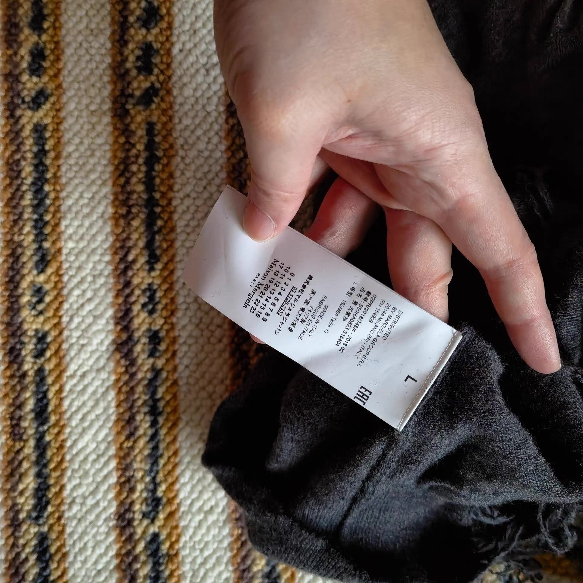 Maison Margiela Maison Margiela distressed sweater Q6 Size US L / EU 52-54 / 3 - 6 Thumbnail