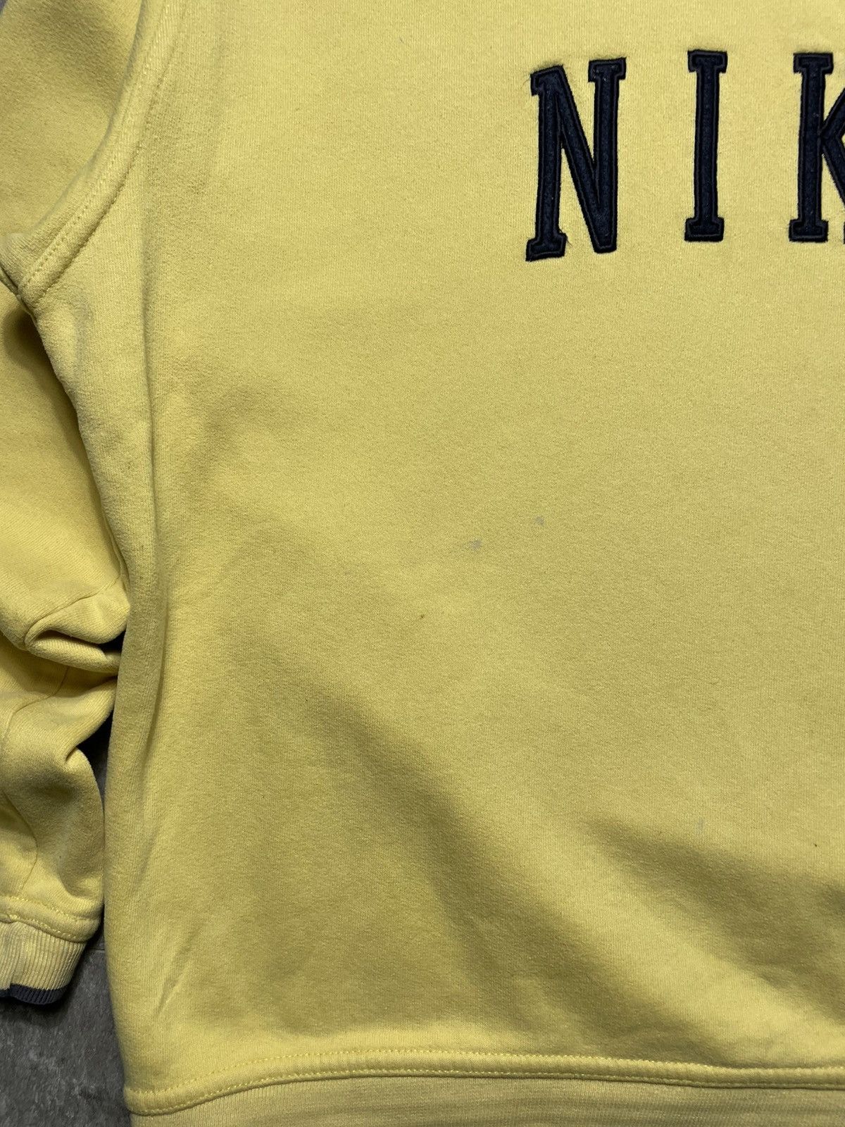 Nike Nike Vintage Sweatshirt Big Logo Boxy Cropped Japanese Y2K Size US S / EU 44-46 / 1 - 3 Thumbnail