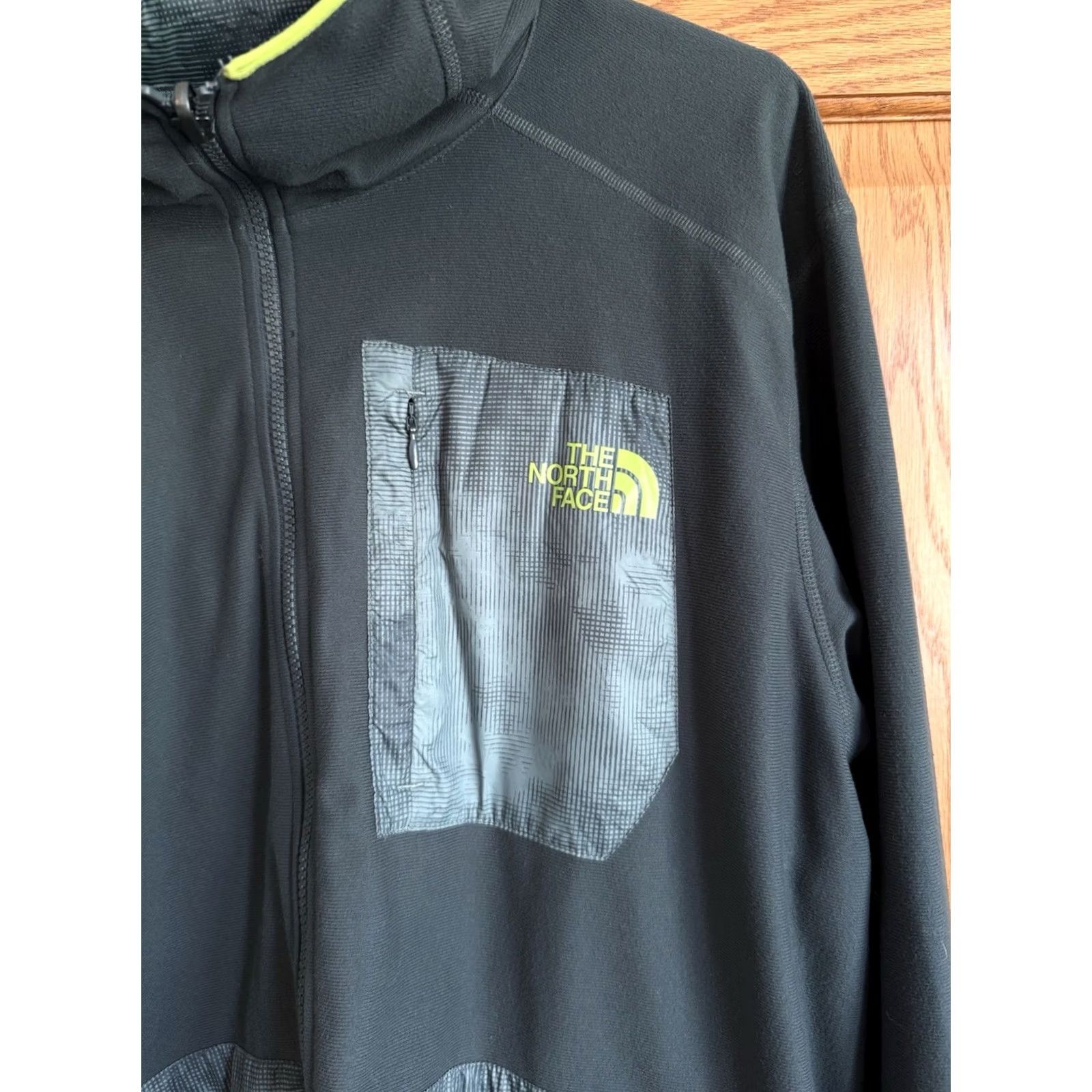 The North Face The North Face Mens L Green Nylon Reversible Full Zip Jacket Lightweight Outdoor Travel Puffer Jacket Mens Size US L / EU 52-54 / 3 - 7 Thumbnail