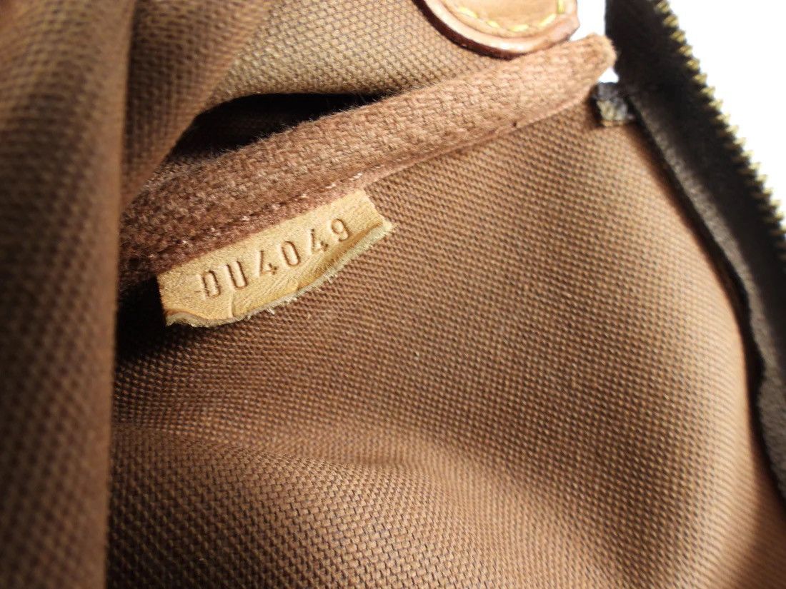 Louis Vuitton Louis Vuitton Monogram Coated Canvas Eva Chain Clutch Size ONE SIZE - 9 Thumbnail