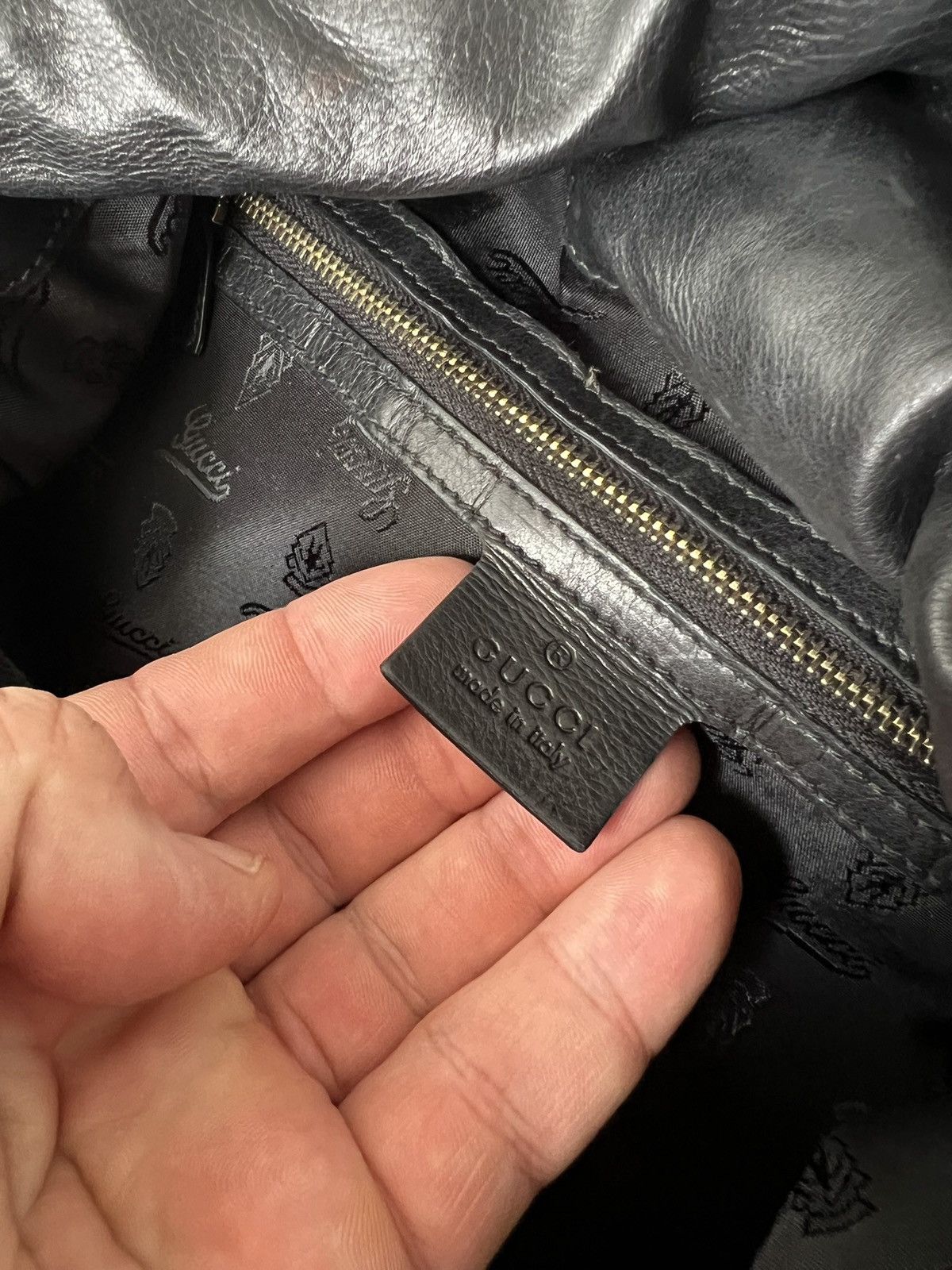 Gucci GUCCI Hysteria Pleated Black Patent Leather Shoulder Bag Size ONE SIZE - 16 Thumbnail