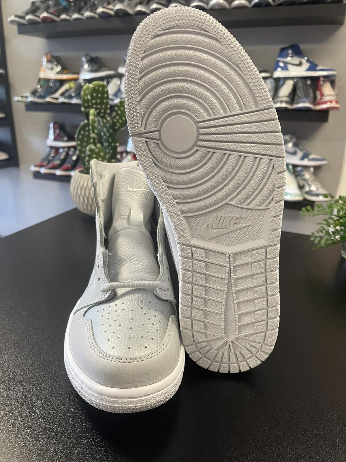 Jordan Brand Jordan 1 Retro High CO Japan Neutral Grey (2020) Size 9.5m Size US 9.5 / EU 42-43 - 8 Thumbnail