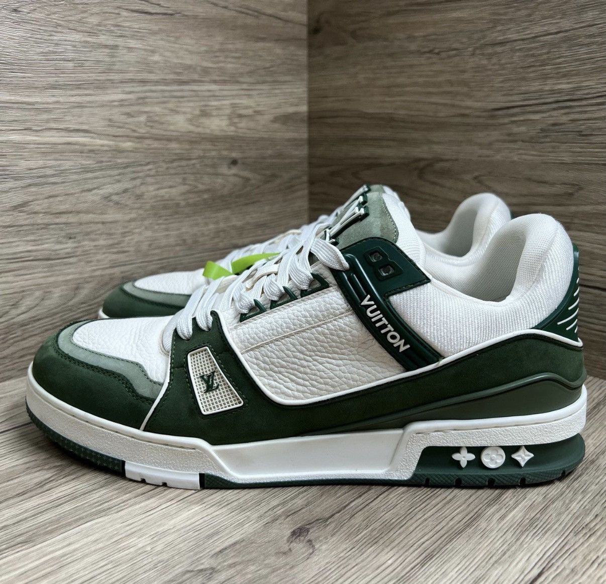 Louis Vuitton LV Louis Vuitton Trainer White & Green Sneakers J41 Size US 9.5 / EU 42-43 - 1 Thumbnail