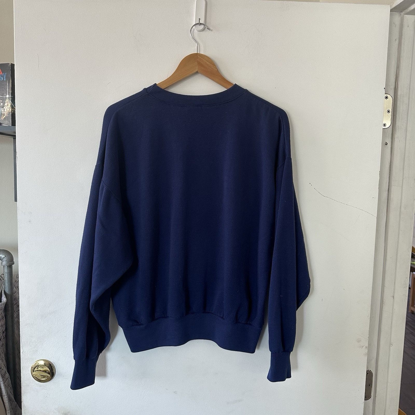 Nike × Vintage 90s Navy Nike Logo Crewneck Size M Fits XL OF Size US M / EU 48-50 / 2 - 4 Thumbnail