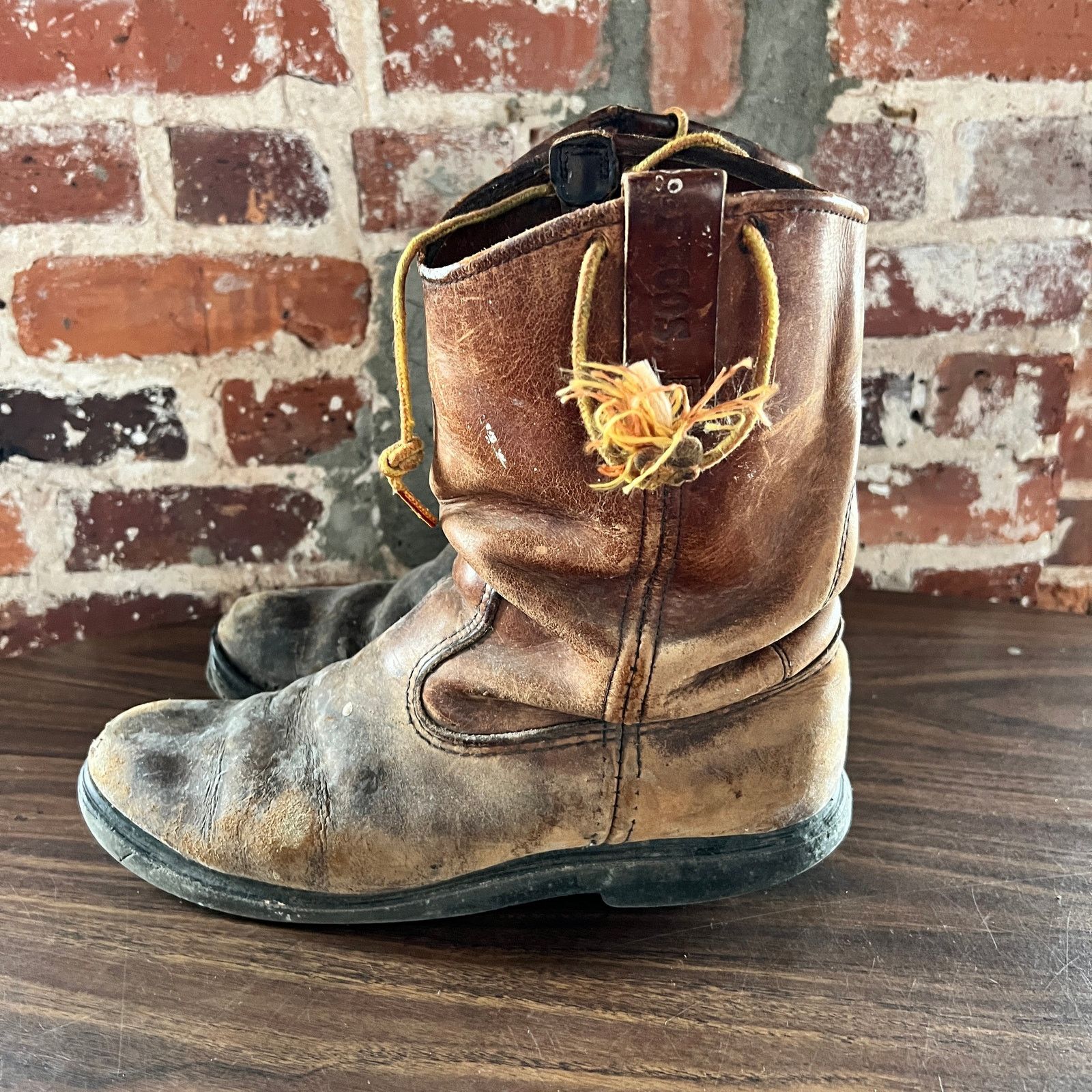 Red Wing Destroyed Thrashed Men's Red Wing Boots Size 8.5 D Size US 8.5 / EU 41-42 - 4 Thumbnail
