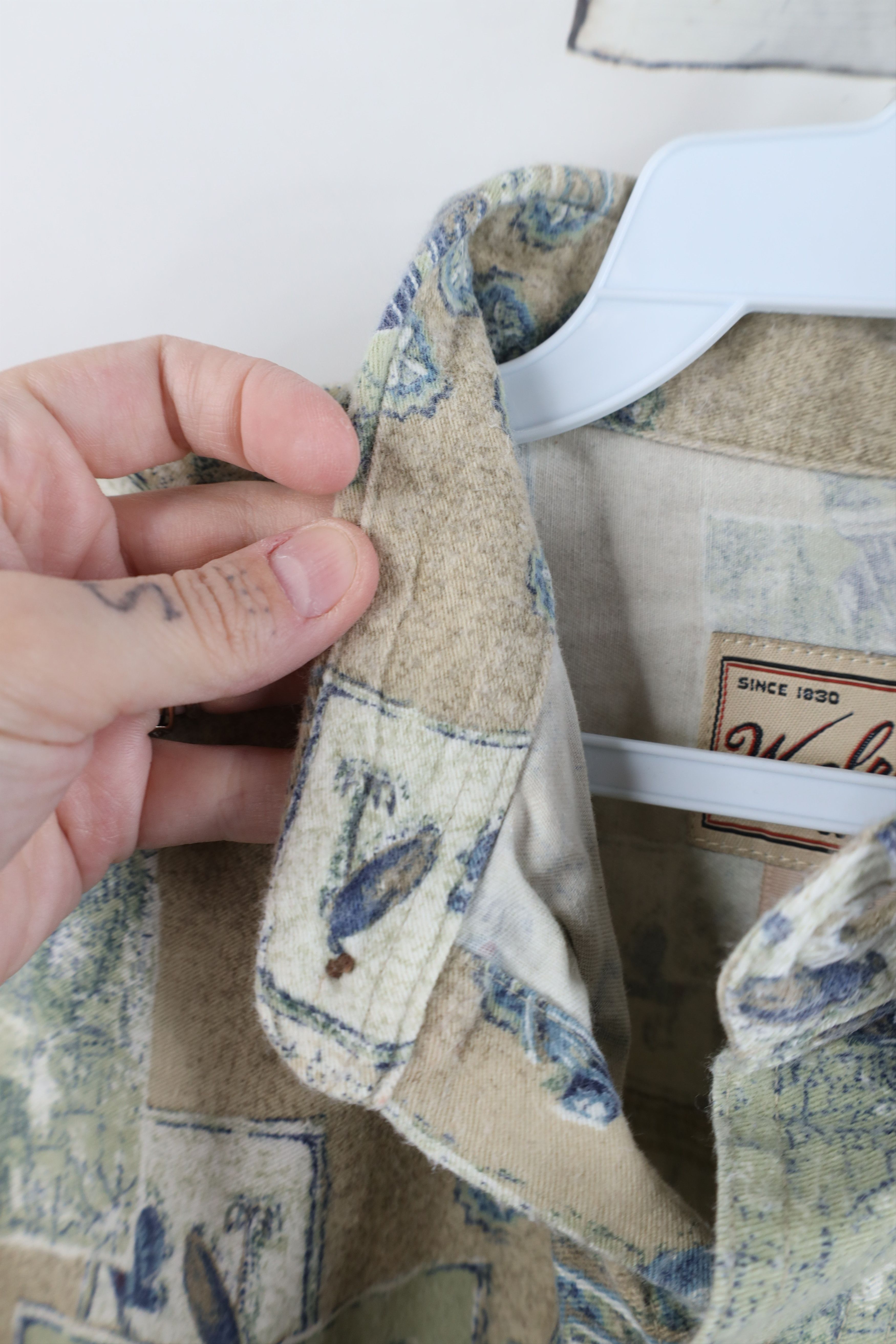 Woolrich Woolen Mills Vintage 90s Woolrich All Over Print Button Down Shirt Size US M / EU 48-50 / 2 - 7 Thumbnail