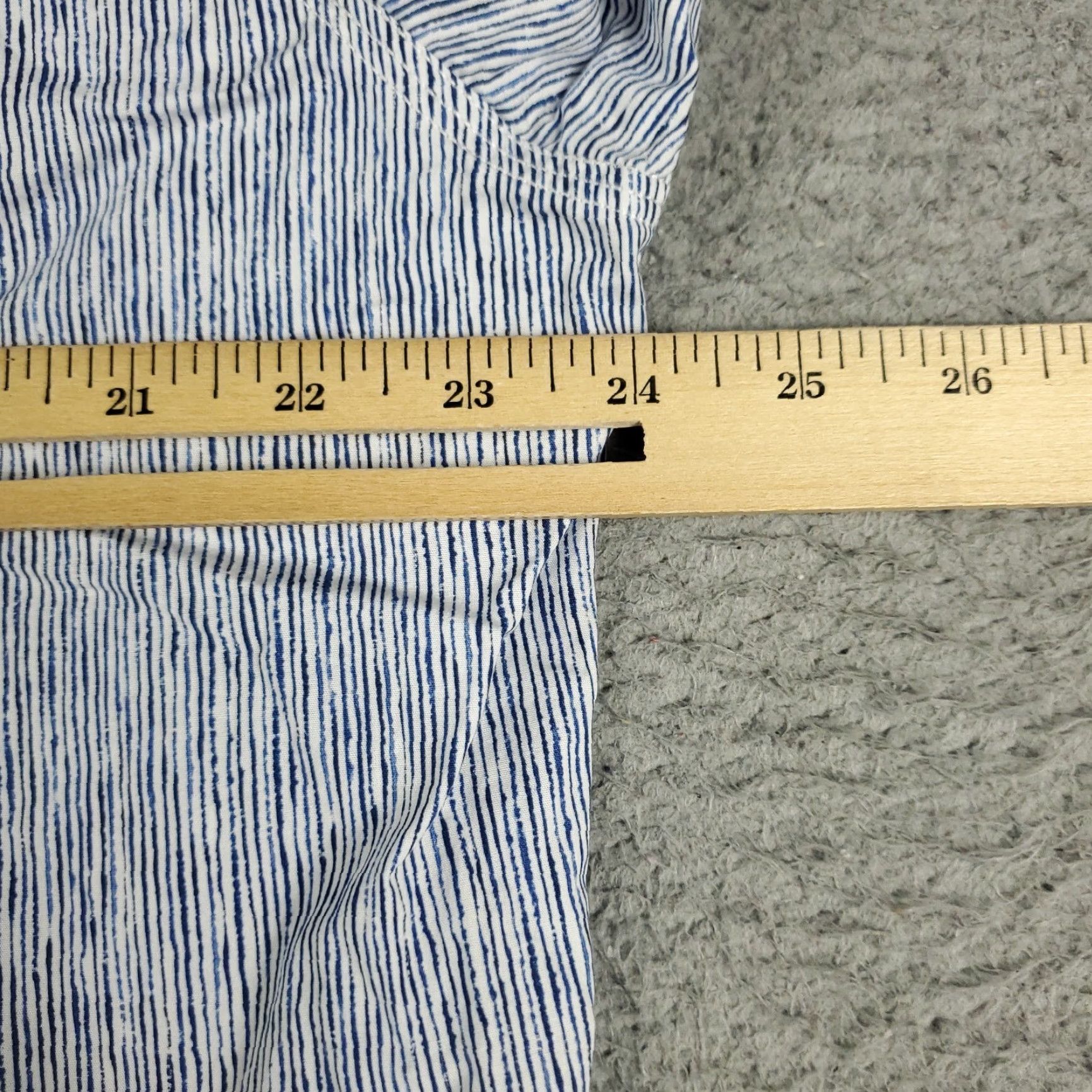BUGATCHI Bugatchi Uomo Button-Up Shirt Mens Size Large Brown Striped Classic Fit Button Up Run Short Collar Style Point Collared High-Quality? Size US L / EU 52-54 / 3 - 5 Thumbnail