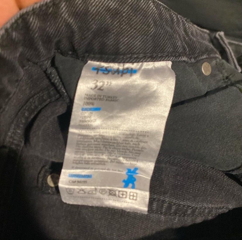 Ksubi KSUBI Rollin Out Short TRASHED BLACK Size 32" / US 10 / IT 46 - 4 Thumbnail