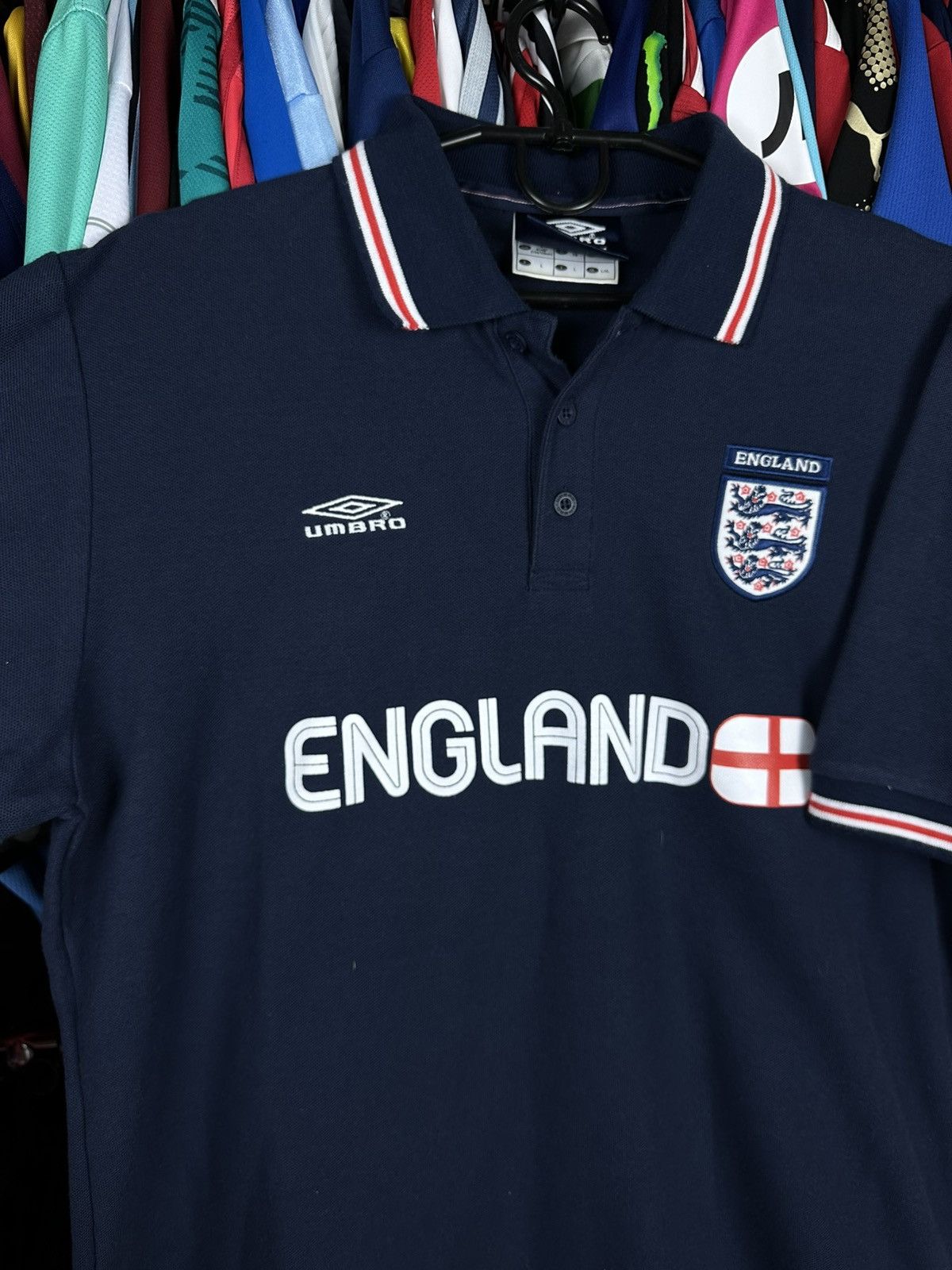 Umbro ENGLAND 2002/2004 FOOTBALL SHIRT JERSEY POLO #10 UMBRO sz L Size US L / EU 52-54 / 3 - 4 Thumbnail