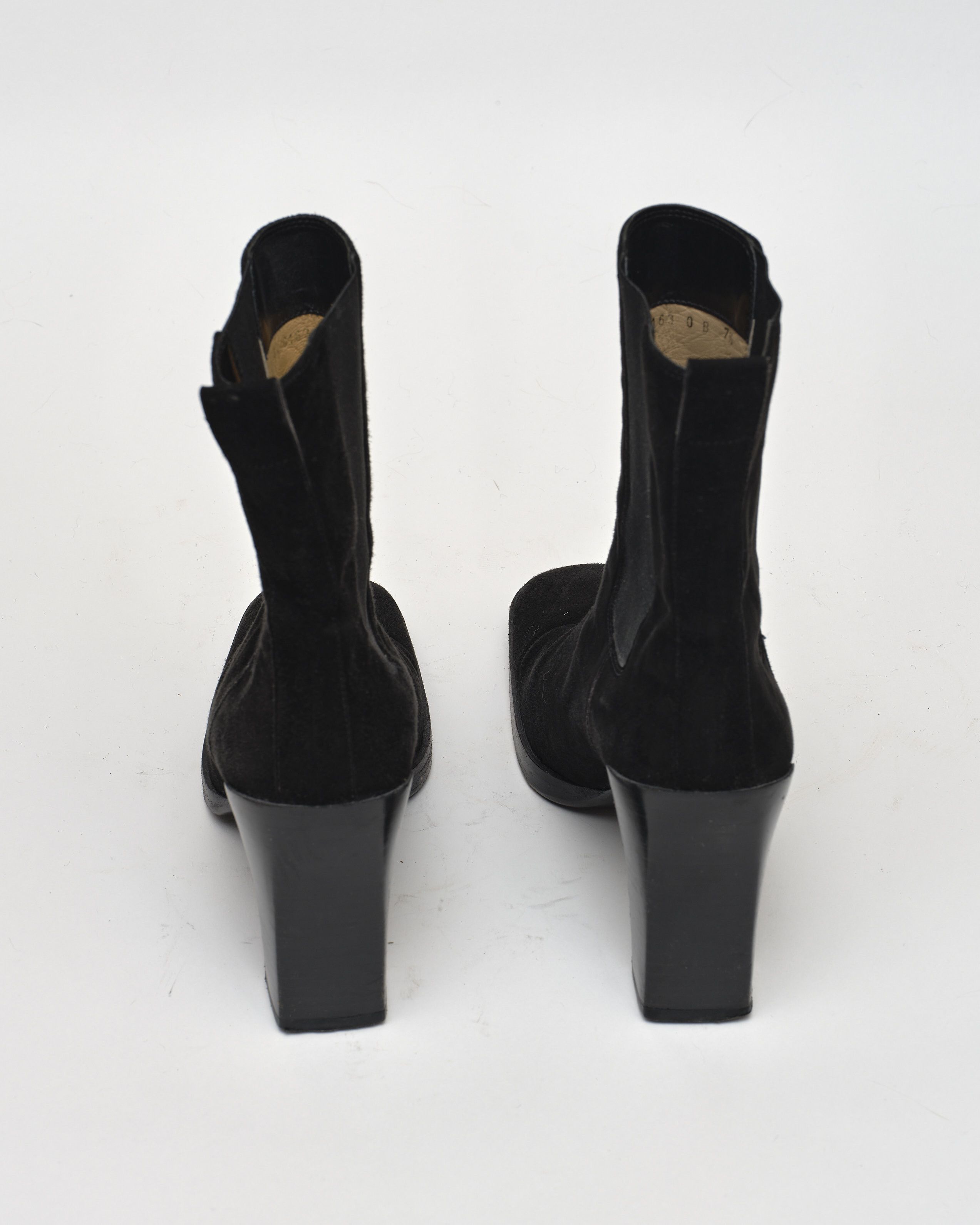 Gucci Gucci suede boots Size US 7.5 / IT 37.5 - 3 Thumbnail